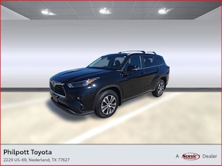 Used Used 2023 Toyota Highlander XLE SUV in Nederland