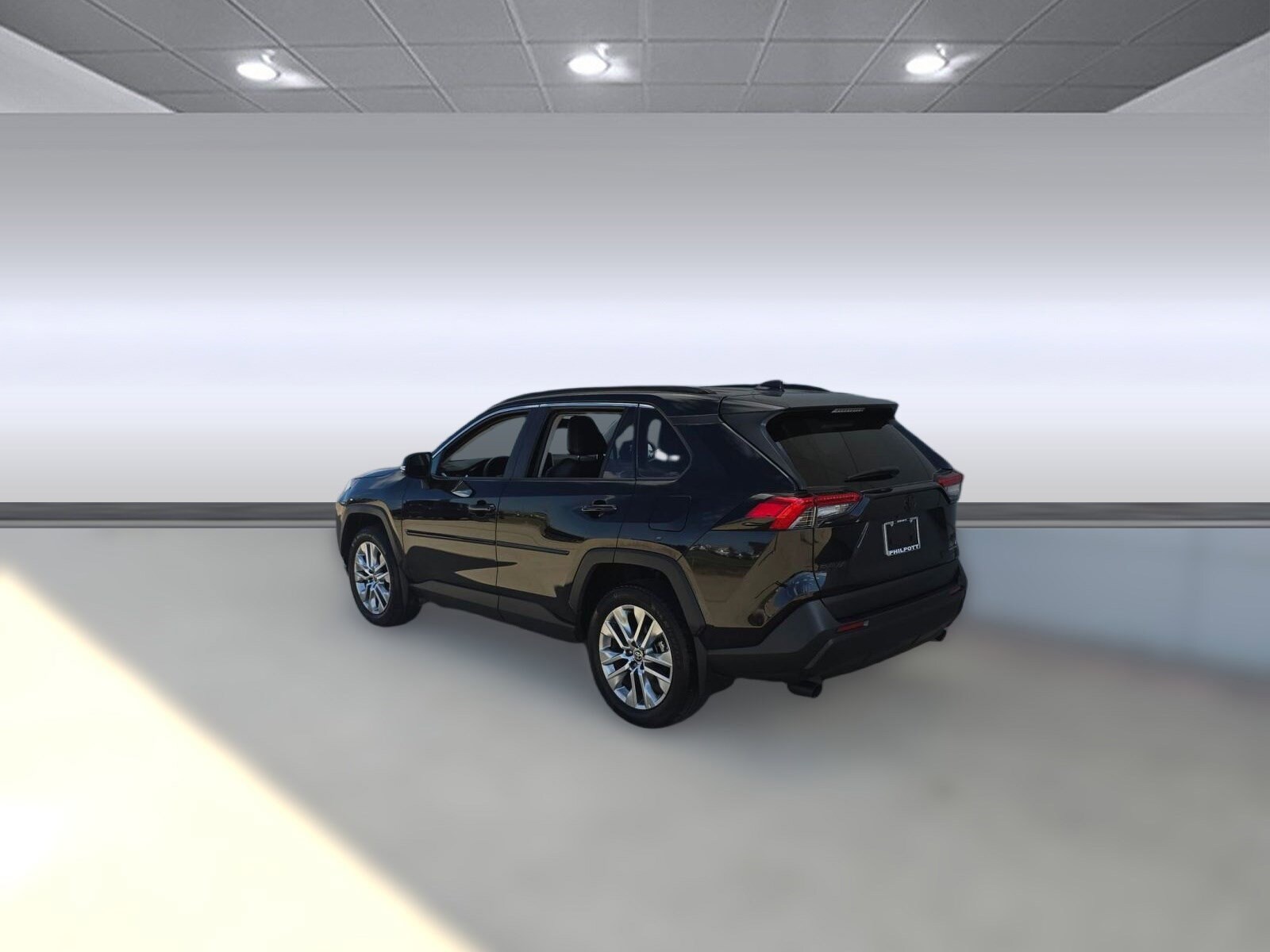 2024 Toyota RAV4 XLE Premium photo 3