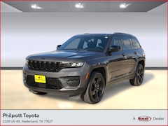 Used 2023 Jeep Grand Cherokee Altitude SUV in Nederland, TX