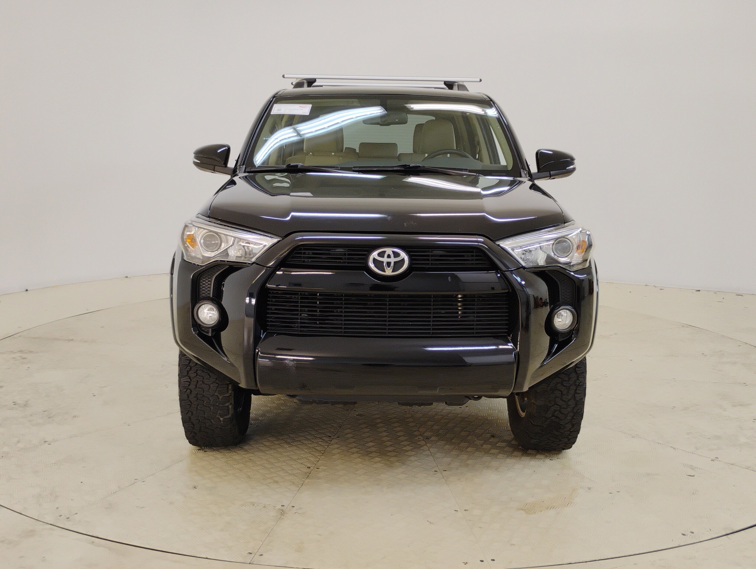 2019 Toyota 4Runner SR5 photo 3