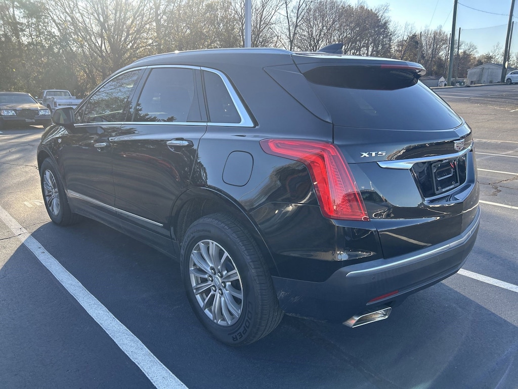 Used 2017 CADILLAC XT5 Luxury SUV