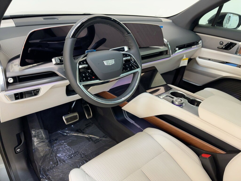 New 2026 CADILLAC VISTIQ Luxury SUV