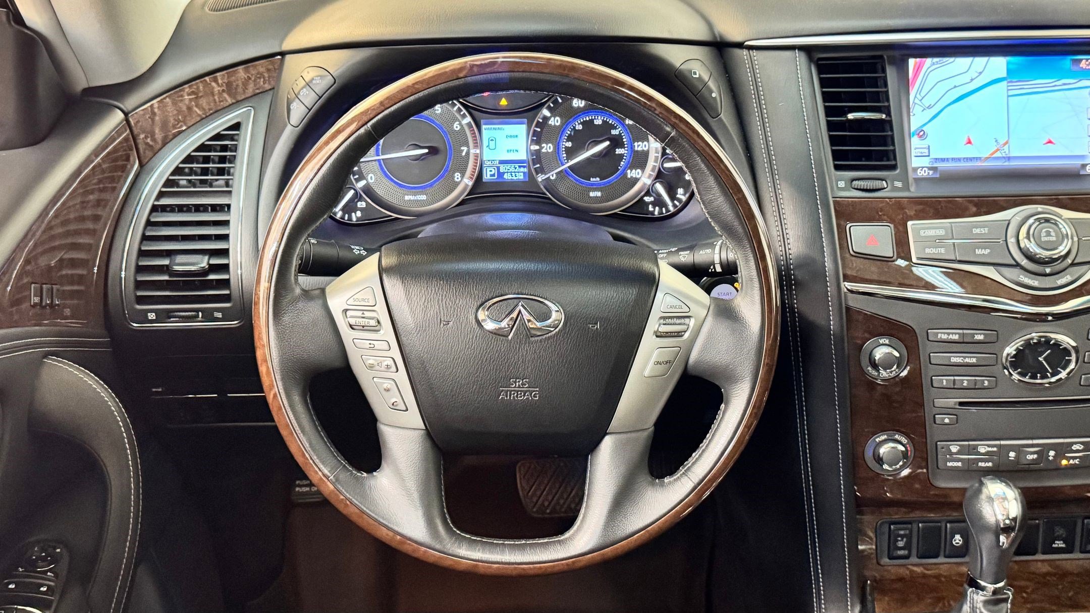 2015 Infiniti QX80 photo 4
