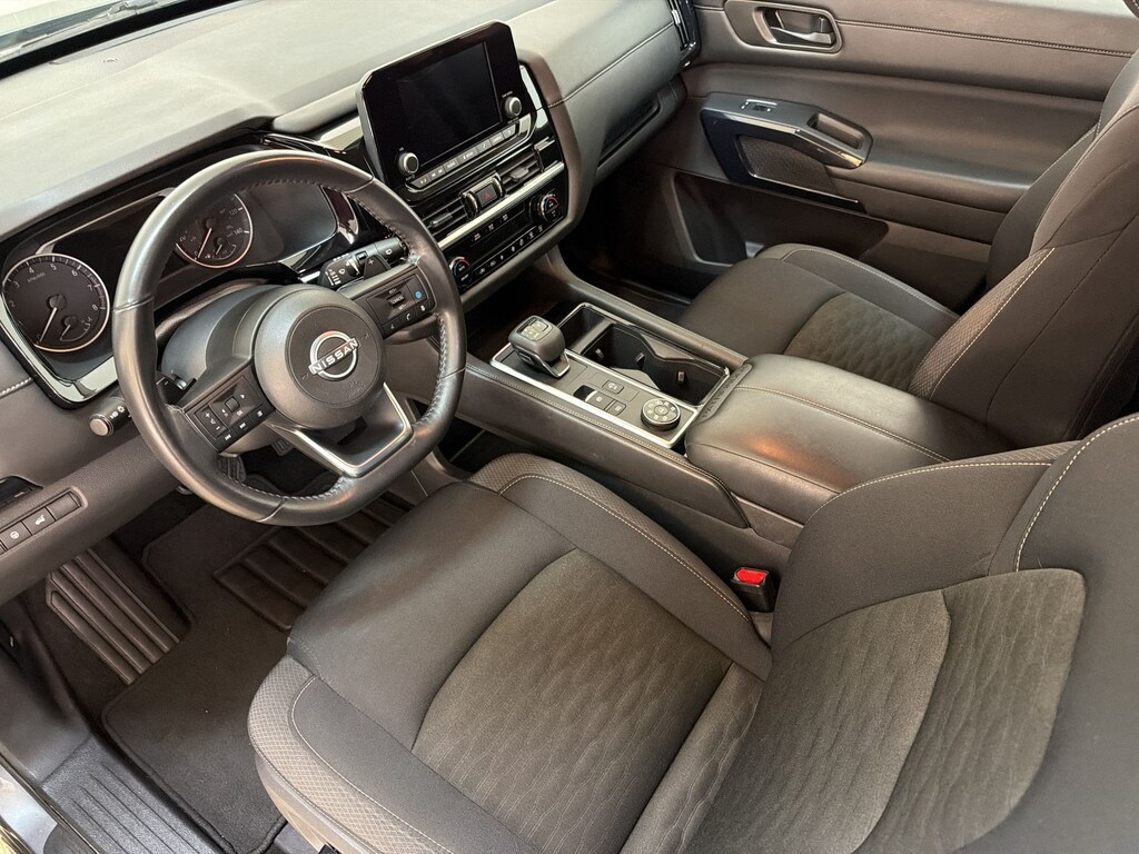 Used 2025 Nissan Pathfinder SV SUV