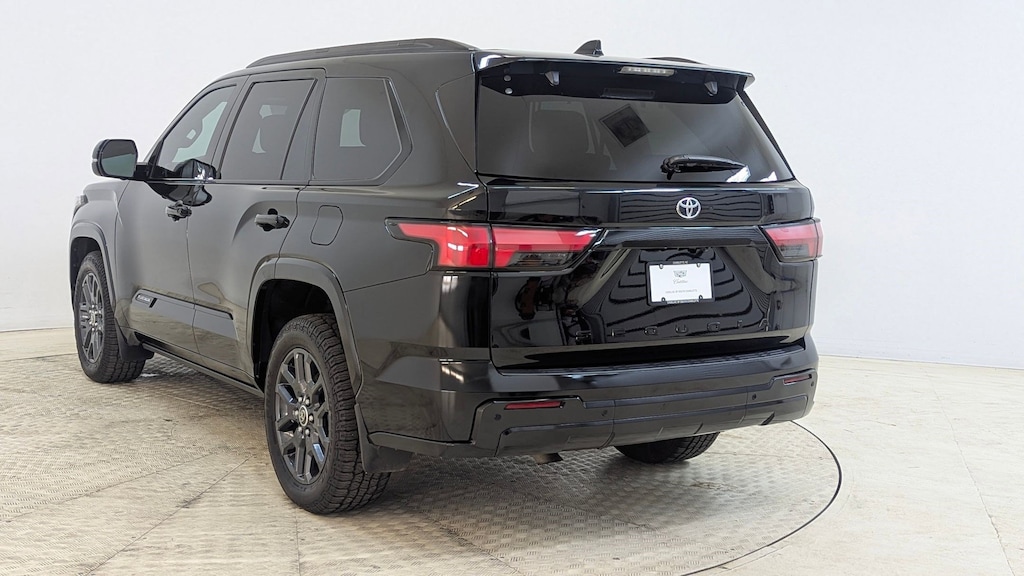 Used 2023 Toyota Sequoia Platinum SUV