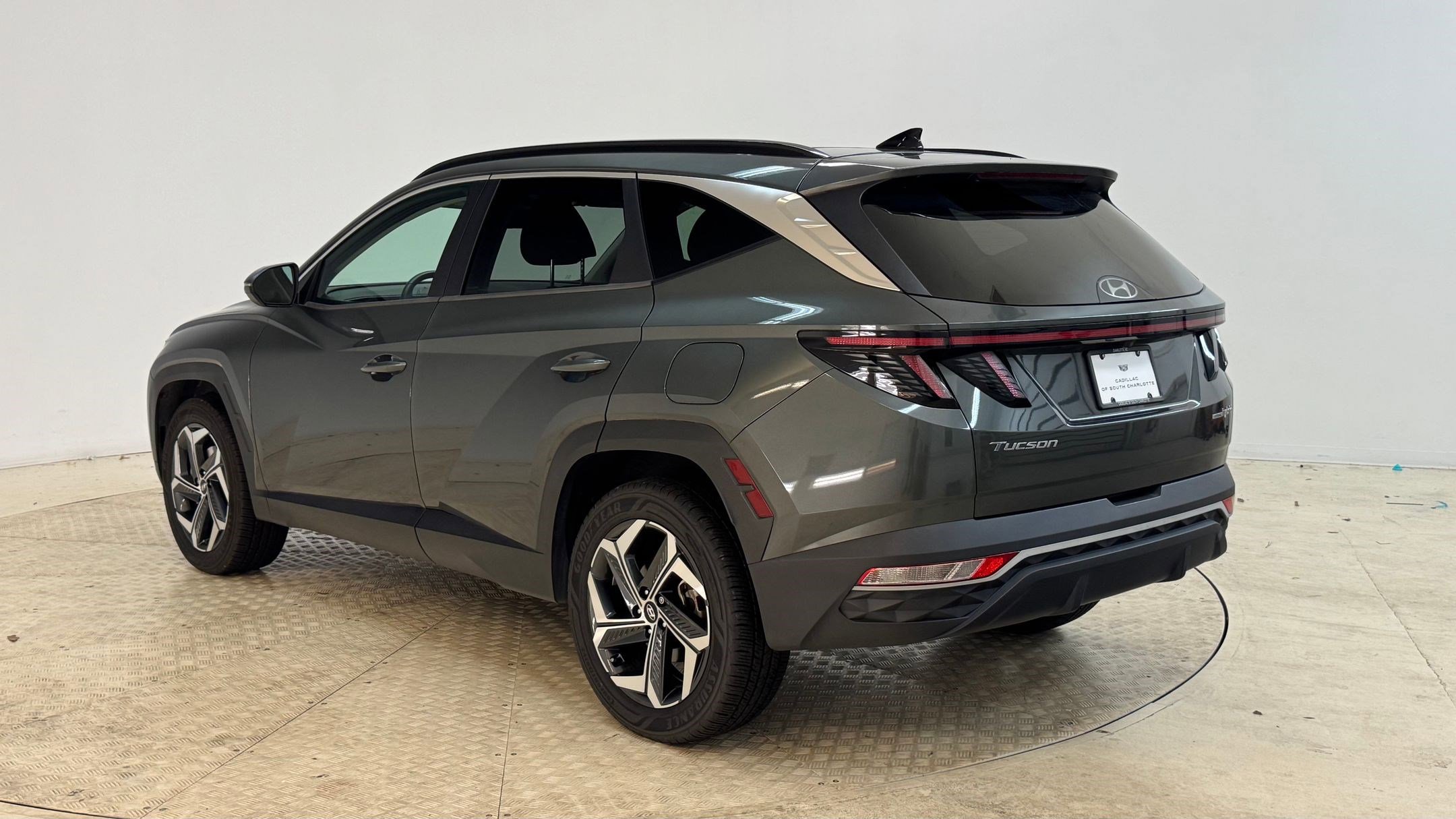 2022 Hyundai Tucson Hybrid SEL Convenience photo 2