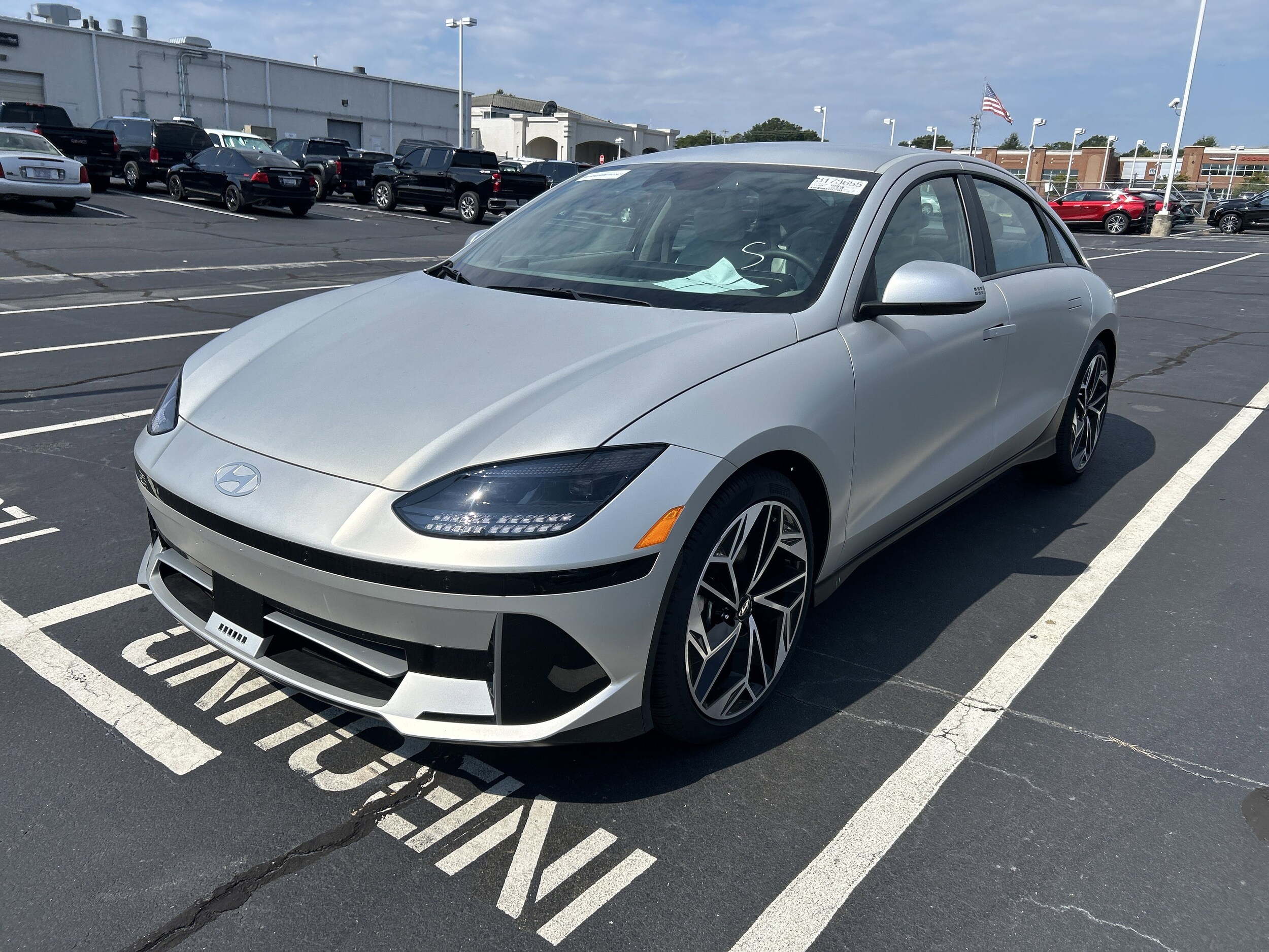 2023 Hyundai Ioniq 6 SEL photo 4
