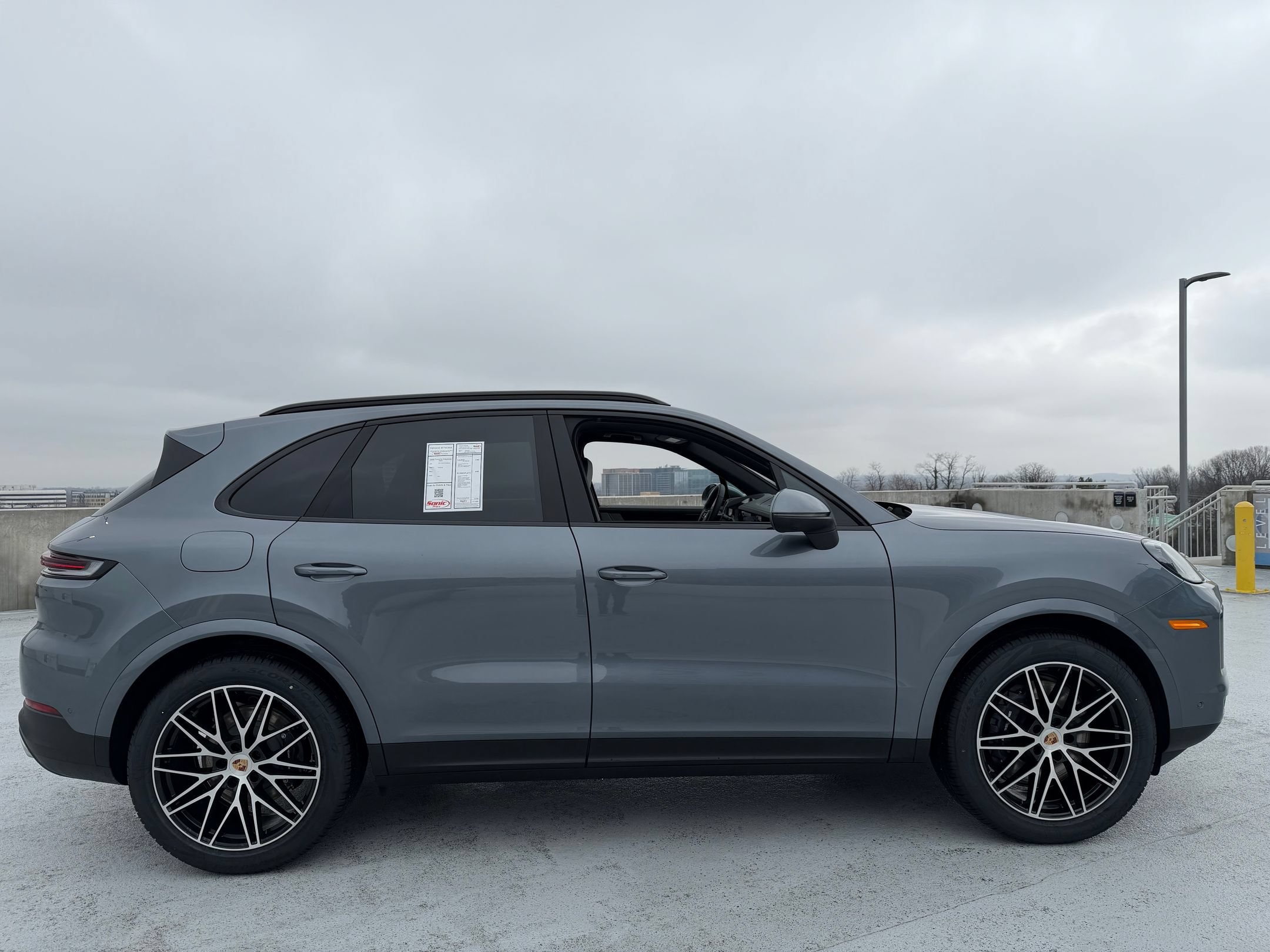 2026 Porsche Cayenne Base - Photo 8