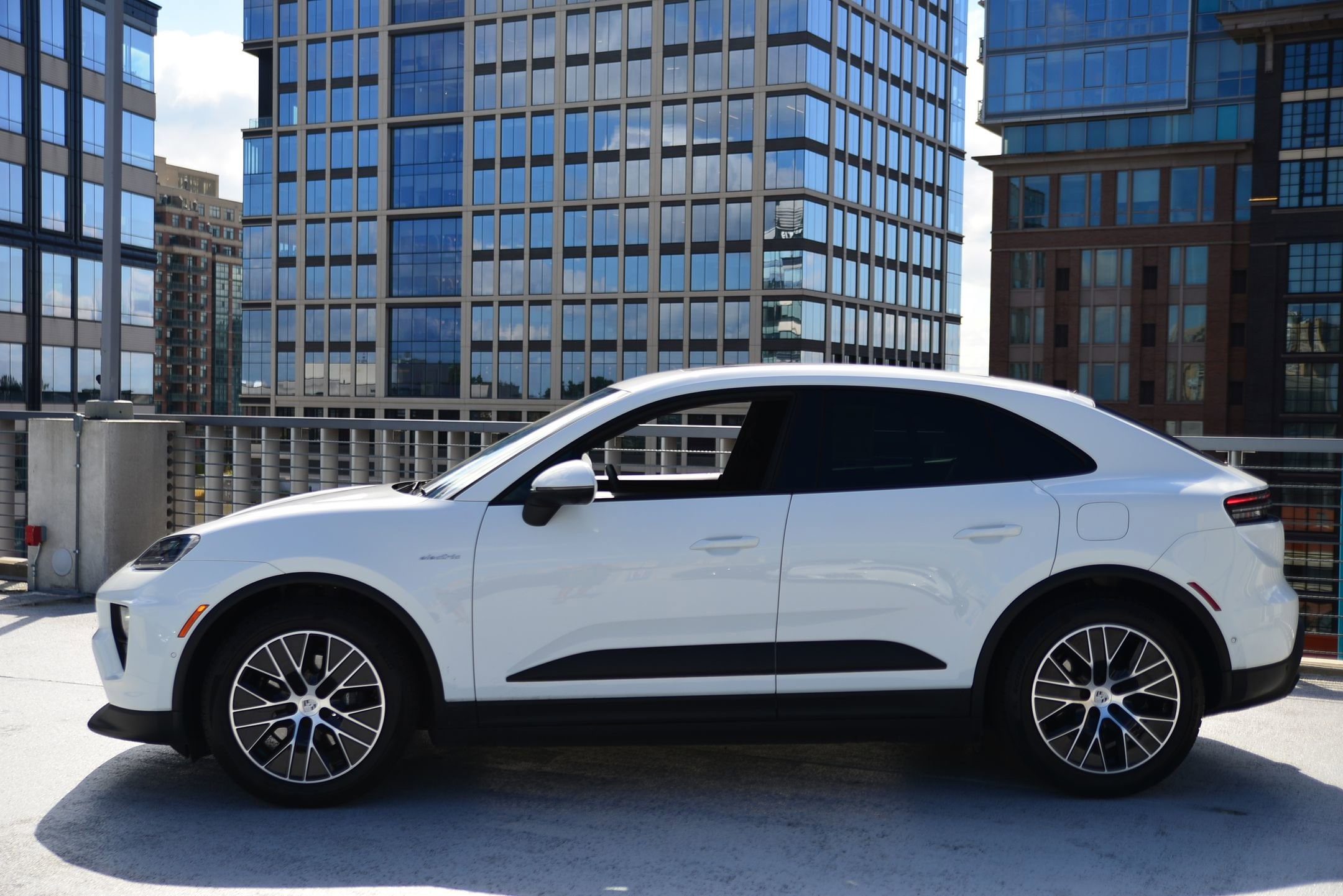 Certified 2025 Porsche Macan Base with VIN WP1AD2XA8SL076050 for sale in North Bethesda, MD