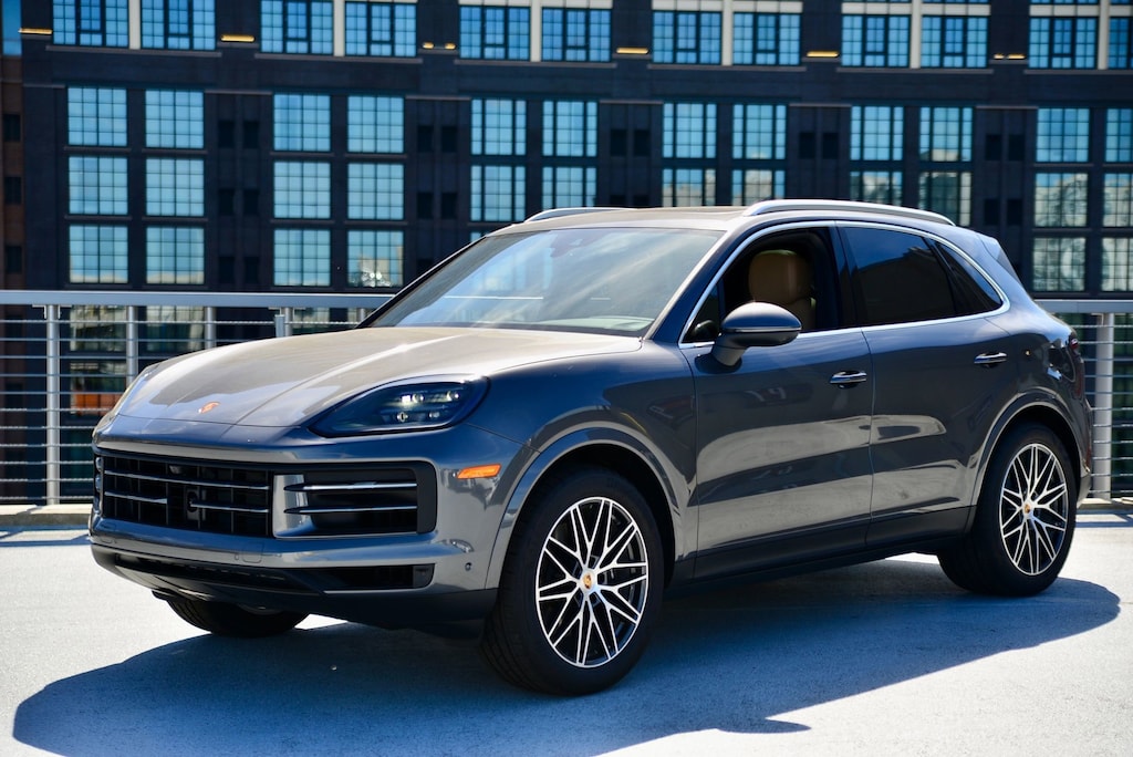 New 2025 Porsche Cayenne  SUV