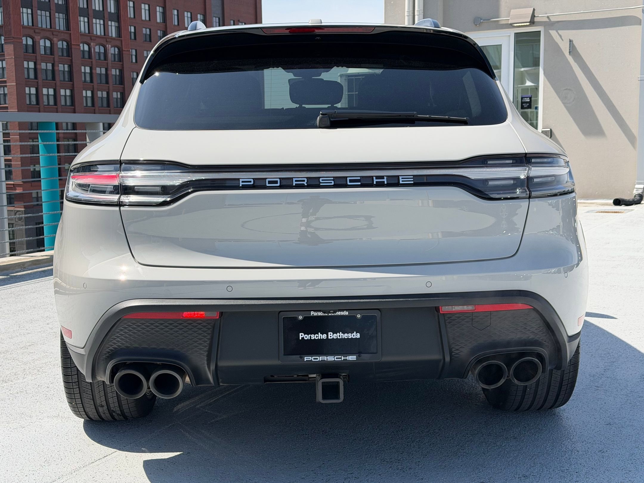 2026 Porsche Macan - Photo 6