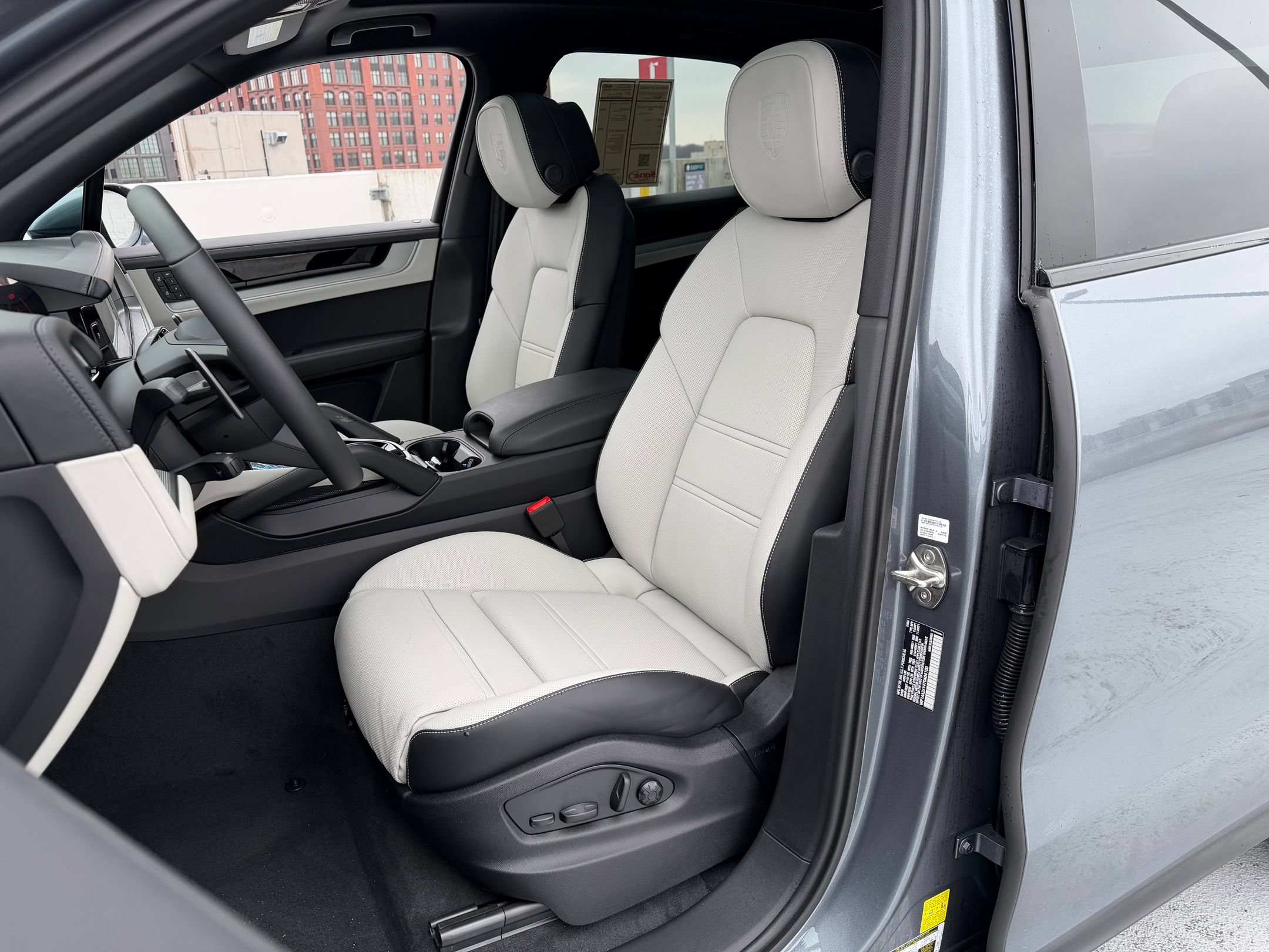 2026 Porsche Cayenne Base - Photo 5