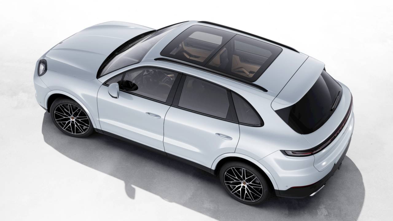 2026 Porsche Cayenne photo 4