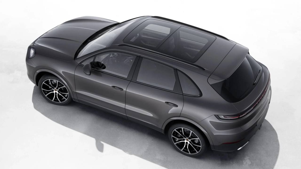 2026 Porsche Cayenne photo 4