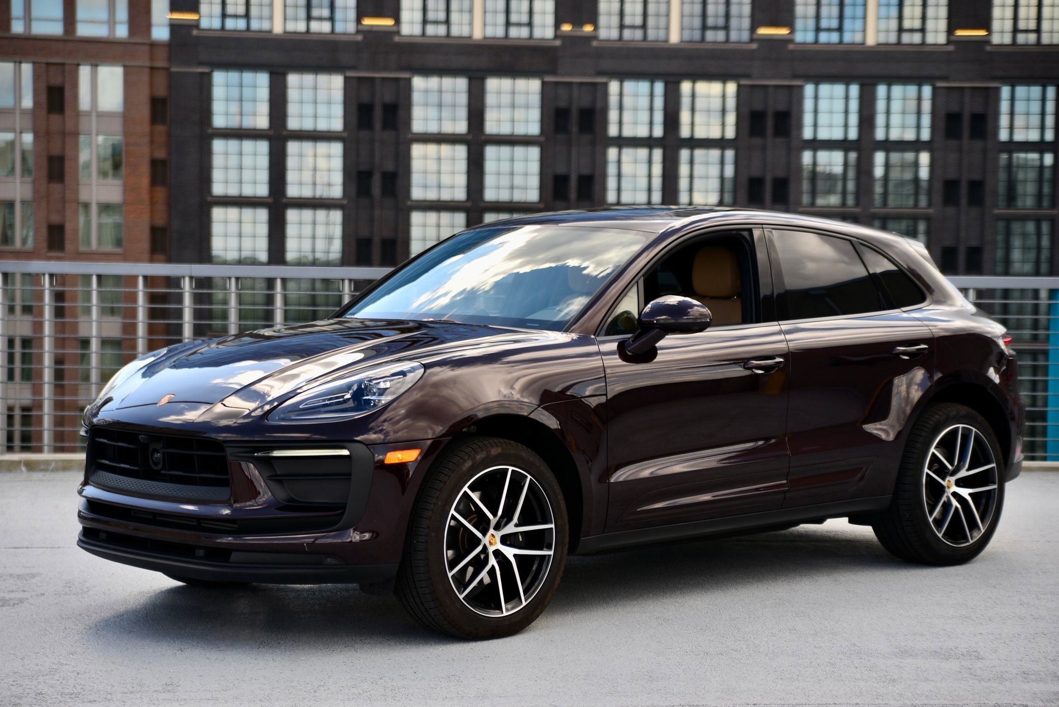 2025 Porsche Macan Base
