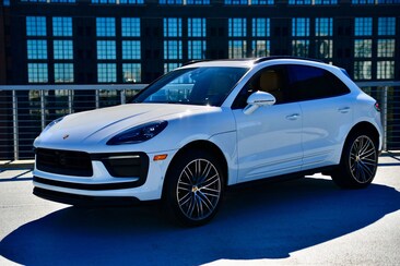 2025 Porsche Macan SUV