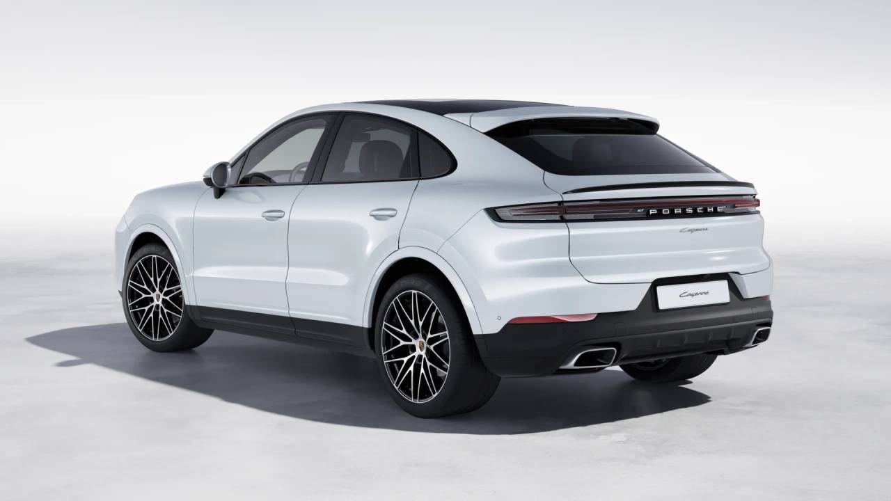 2026 Porsche Cayenne Coupe photo 3