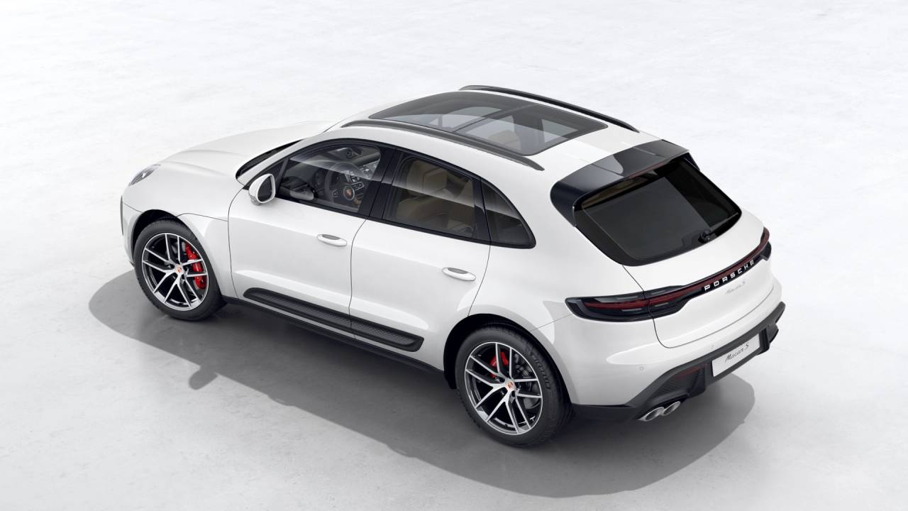 2026 Porsche Macan S photo 4