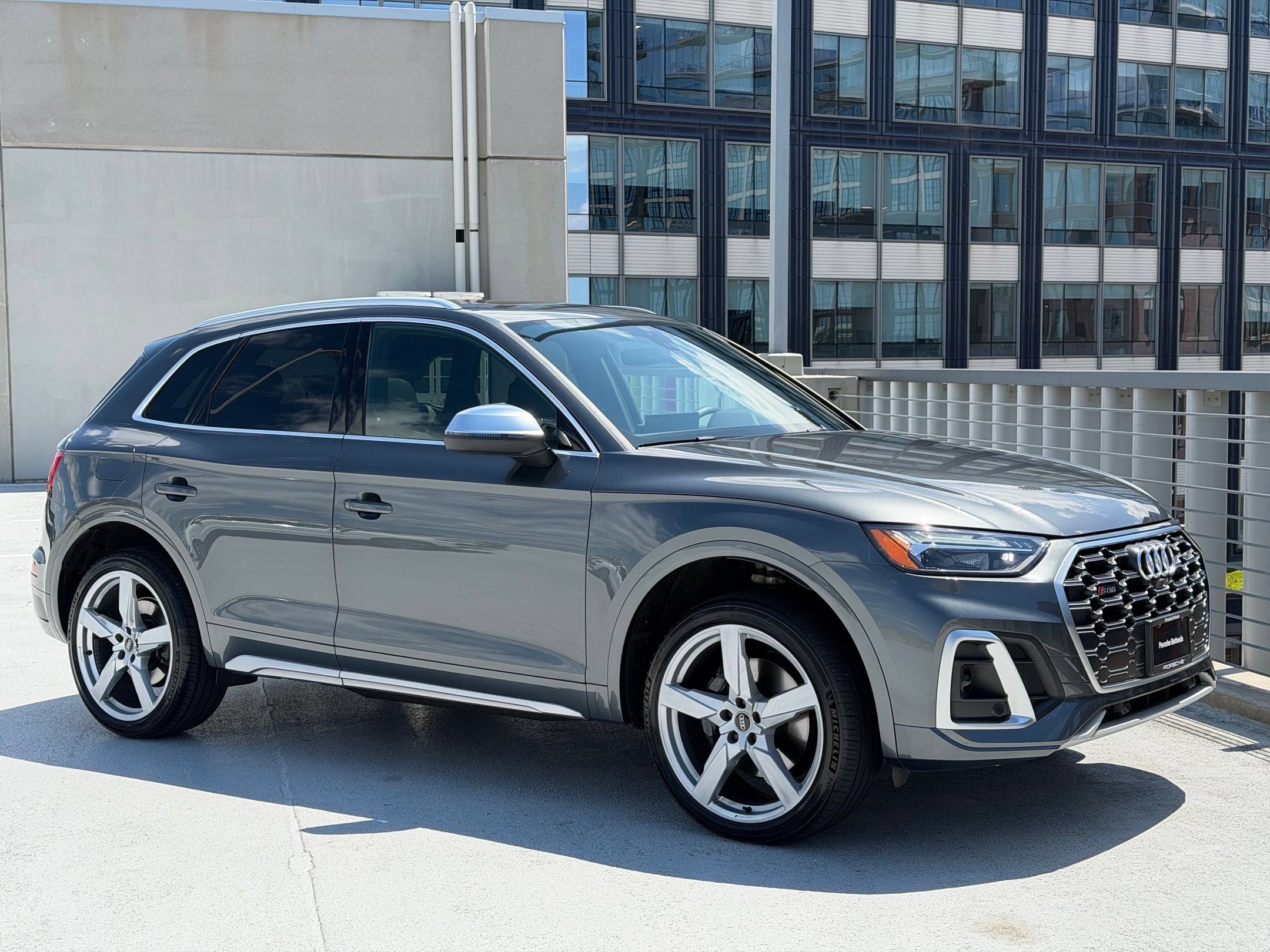 SQ5 Premium Plus SUV