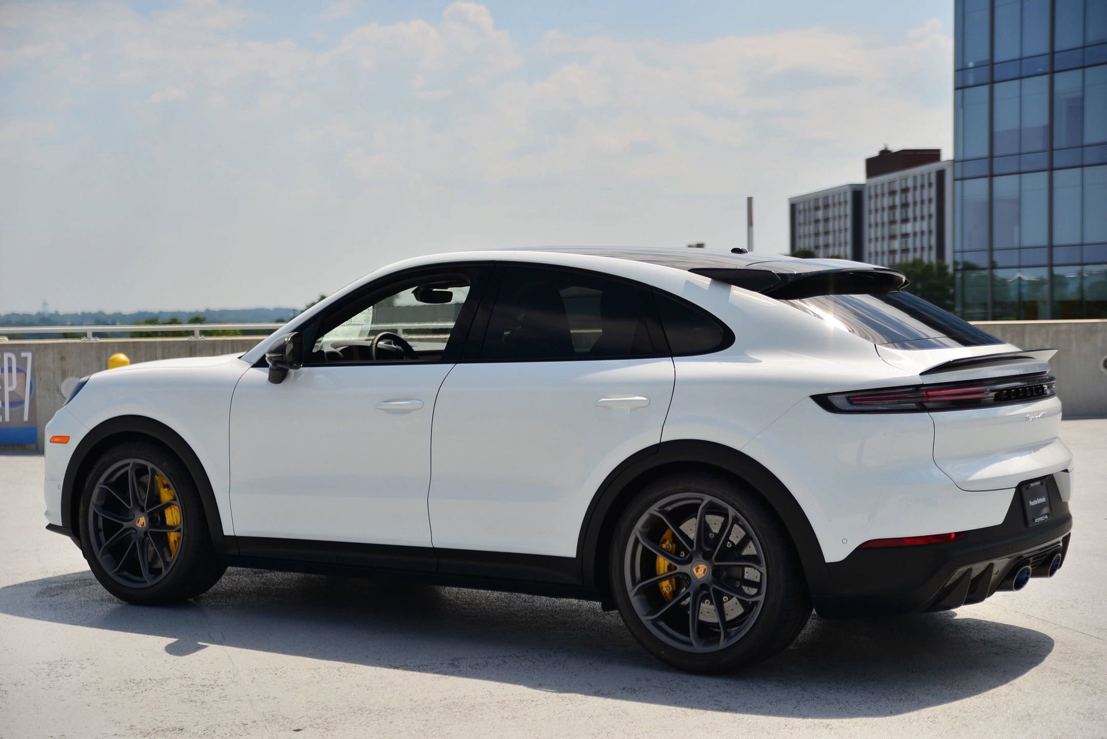 2025 Porsche Cayenne Coupe Turbo GT photo 3