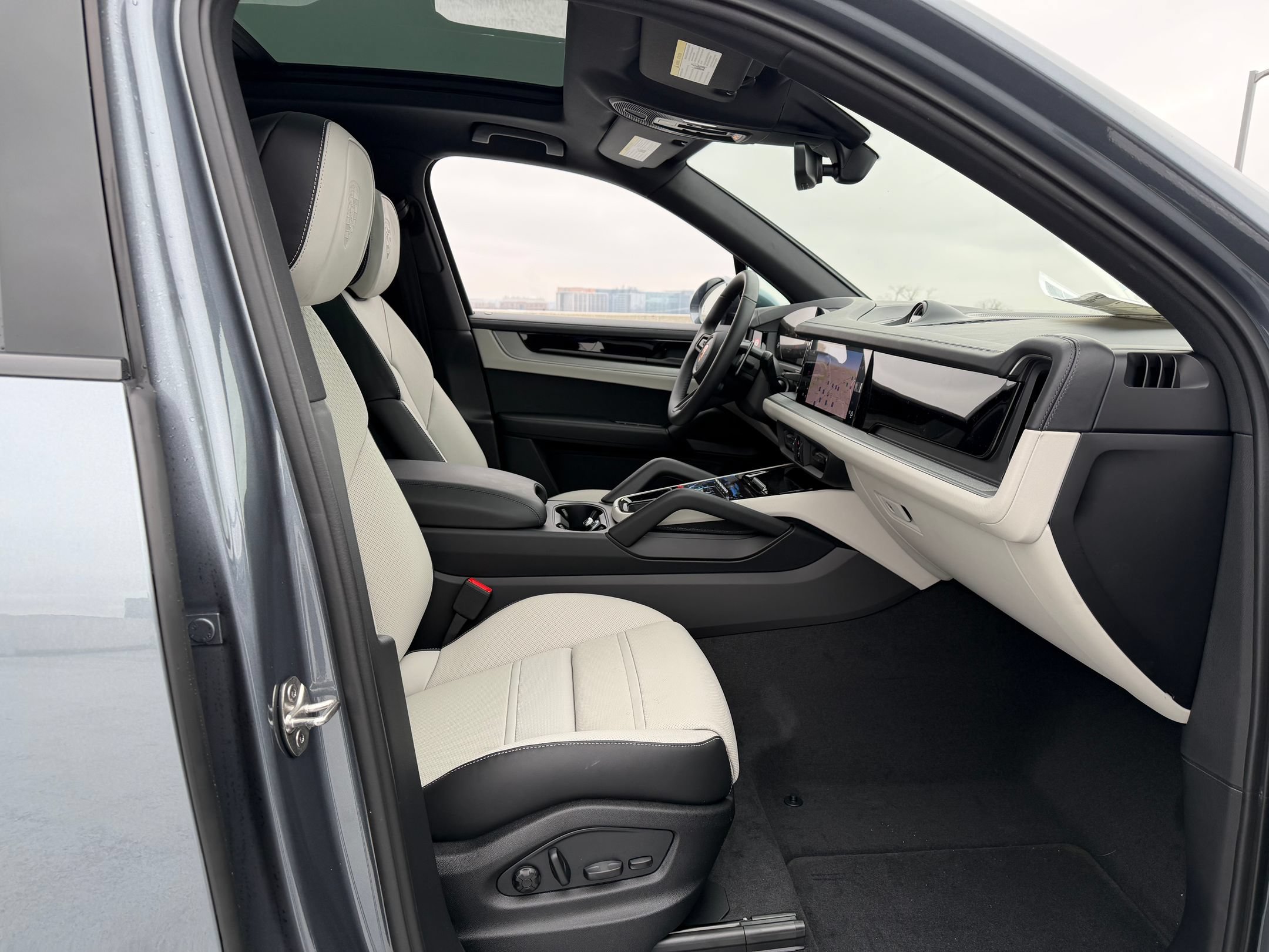 2026 Porsche Cayenne Base - Photo 15