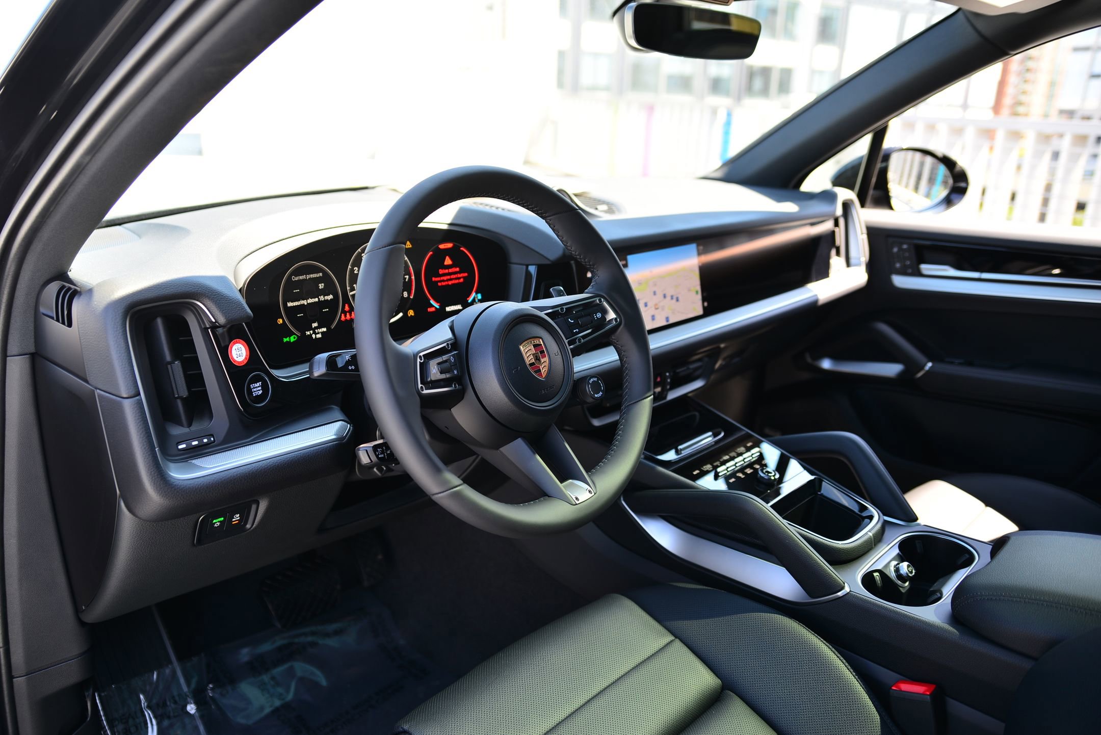 2026 Porsche Cayenne photo 3