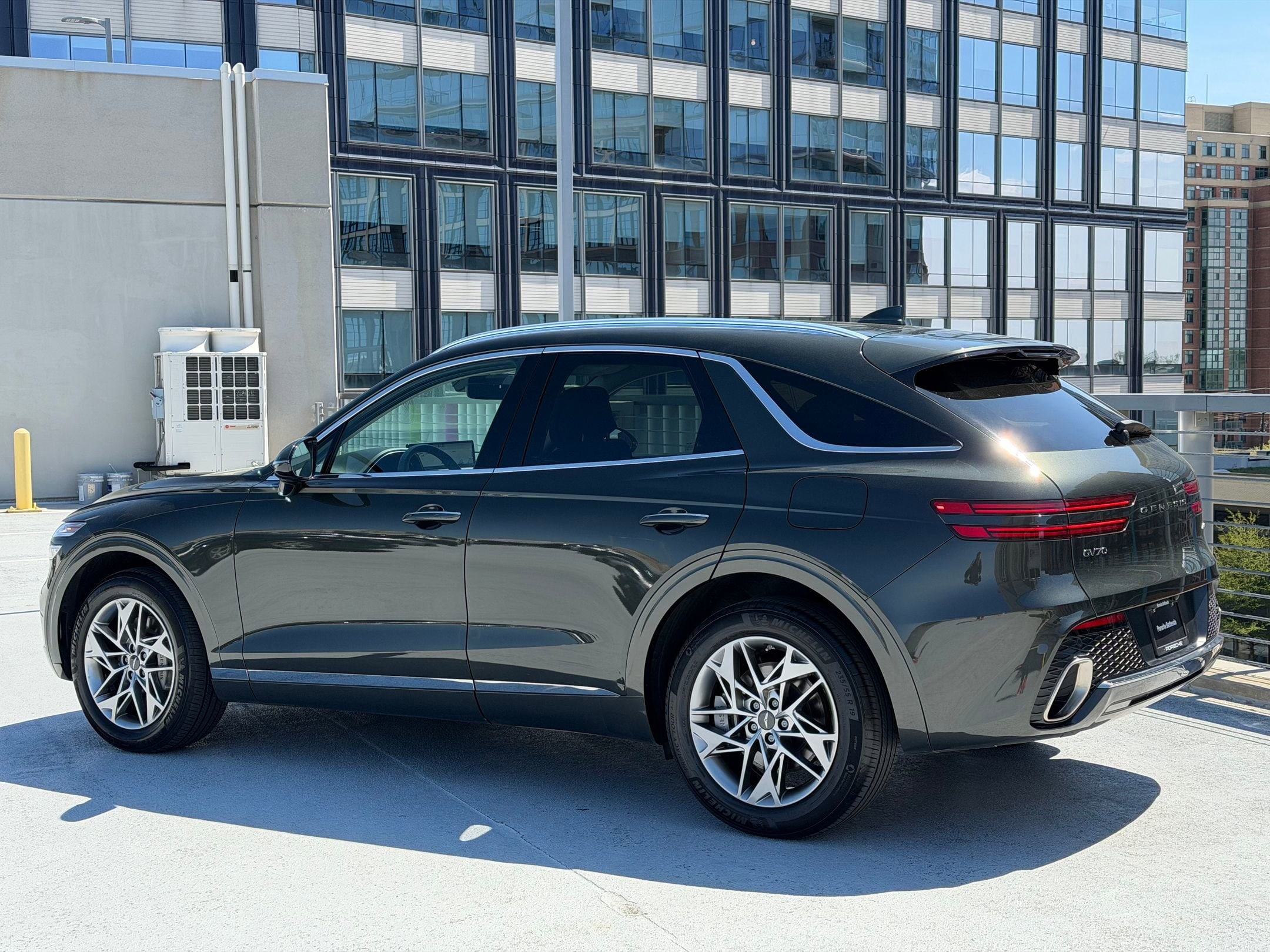 GV70 2.5T SUV
