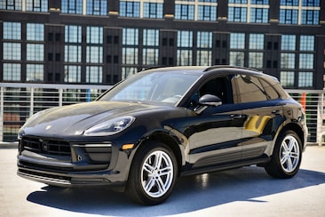 2025 Porsche Macan SUV