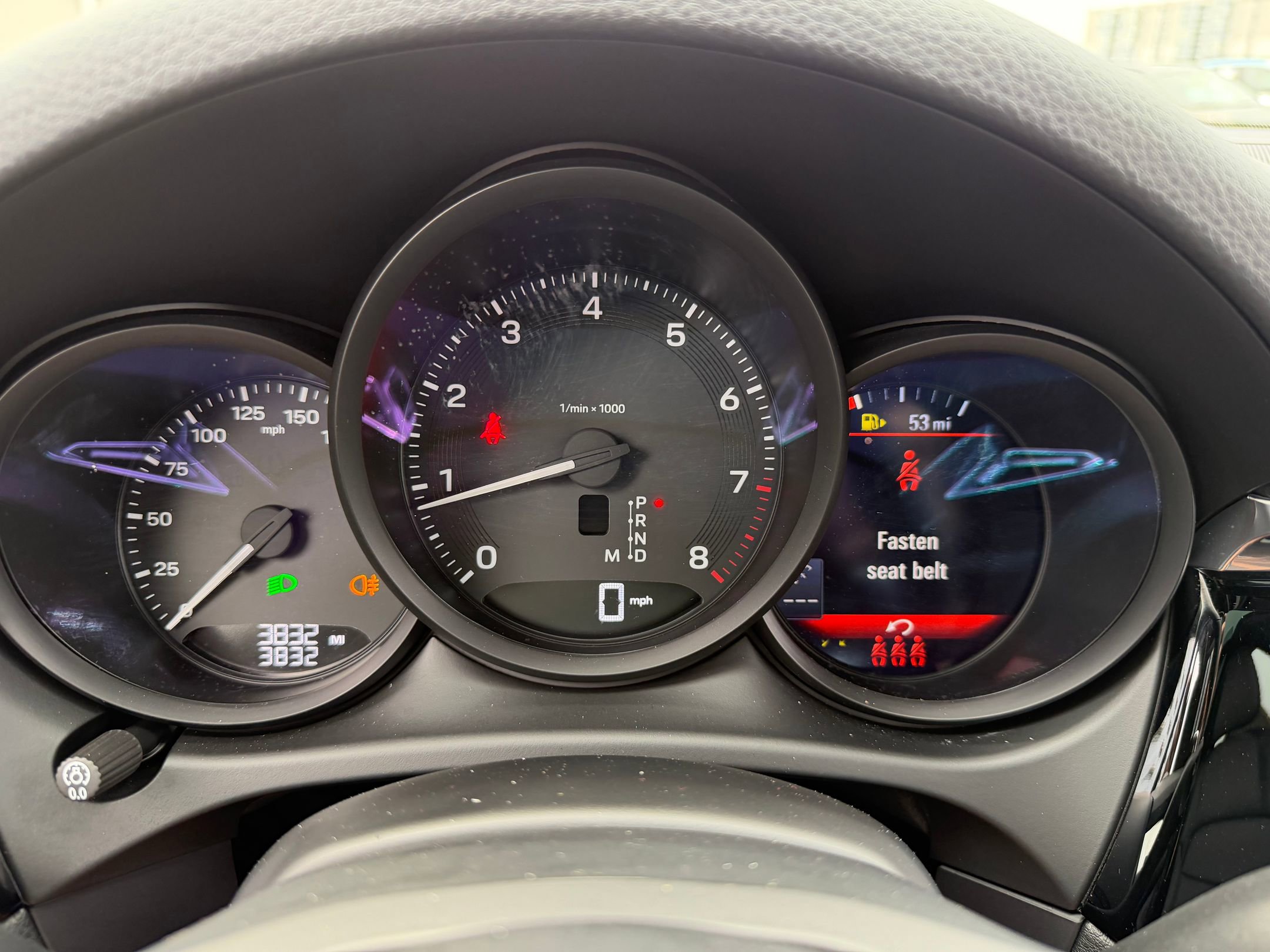 2026 Porsche Macan T - Photo 32
