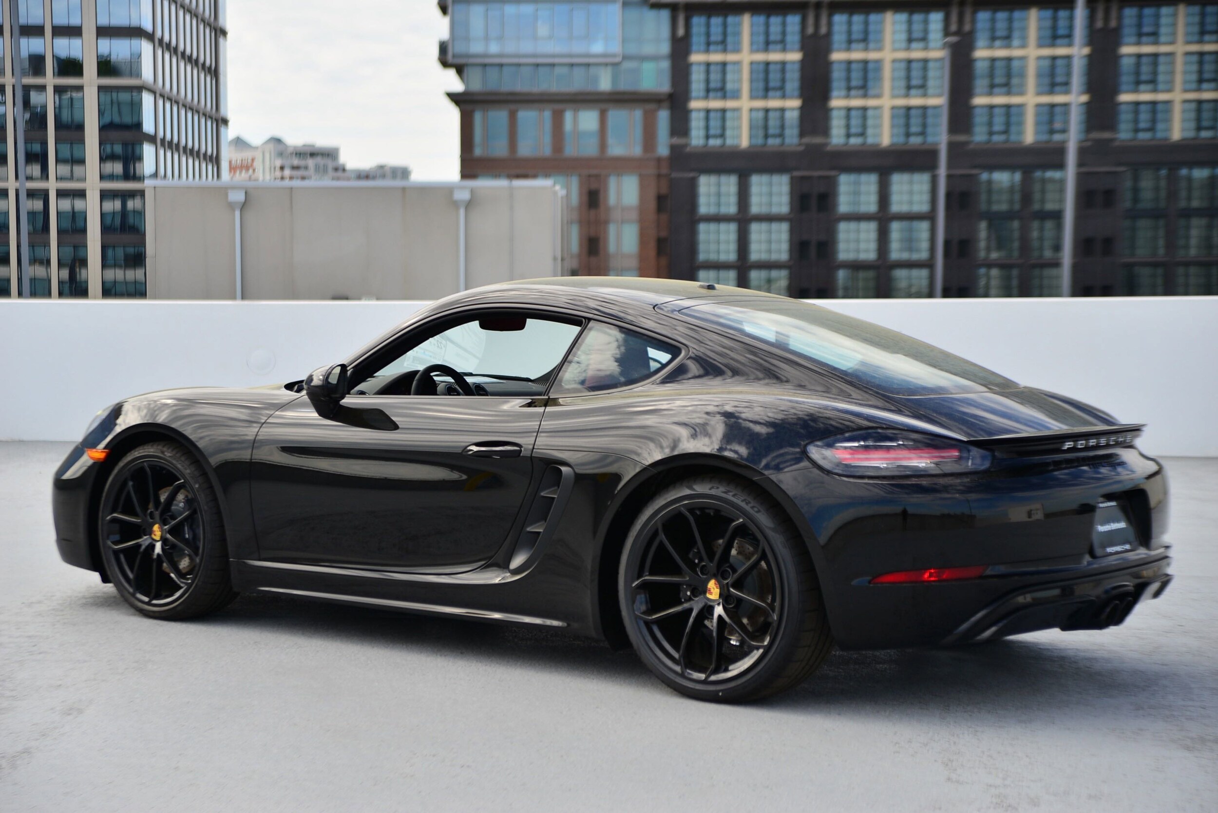 2025 Porsche Cayman Base photo 3