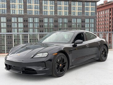 2026 Porsche Taycan 4 Black Edition Sedan