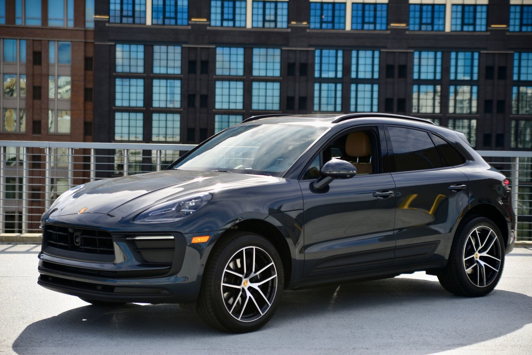 2025 Porsche Macan Base