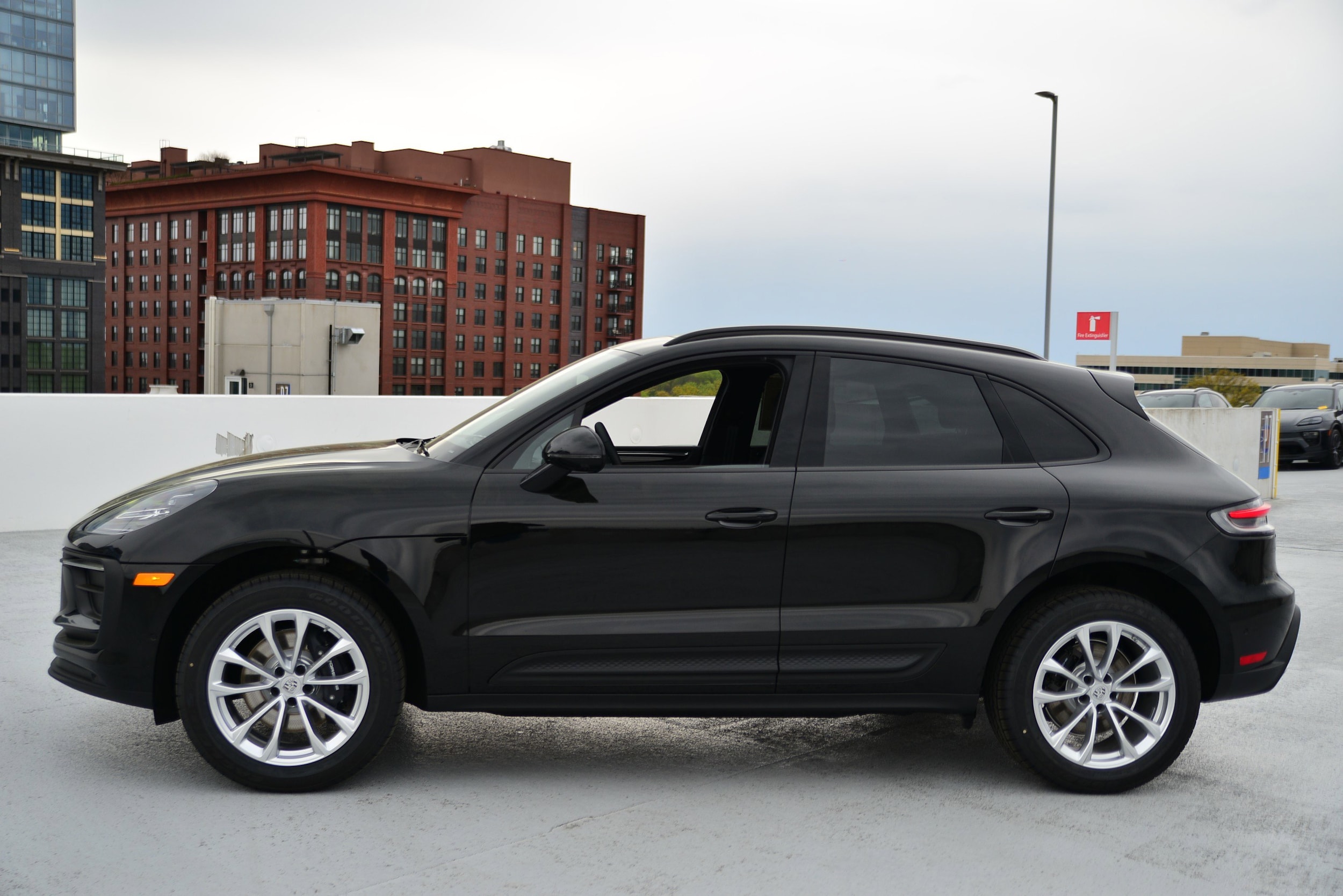 Used 2025 Porsche Macan Base with VIN WP1AA2A57SLB10096 for sale in North Bethesda, MD
