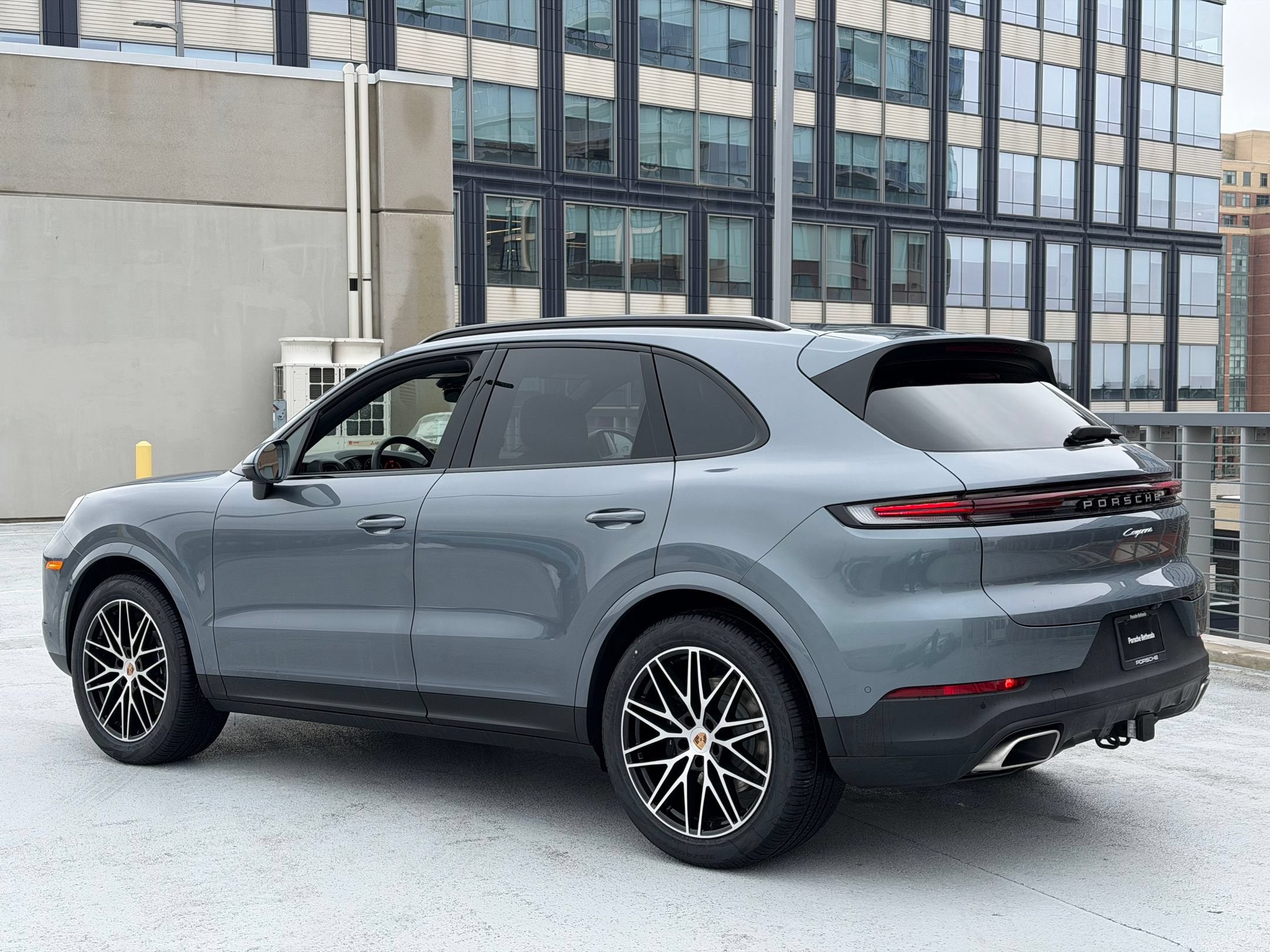 2026 Porsche Cayenne Base - Photo 3