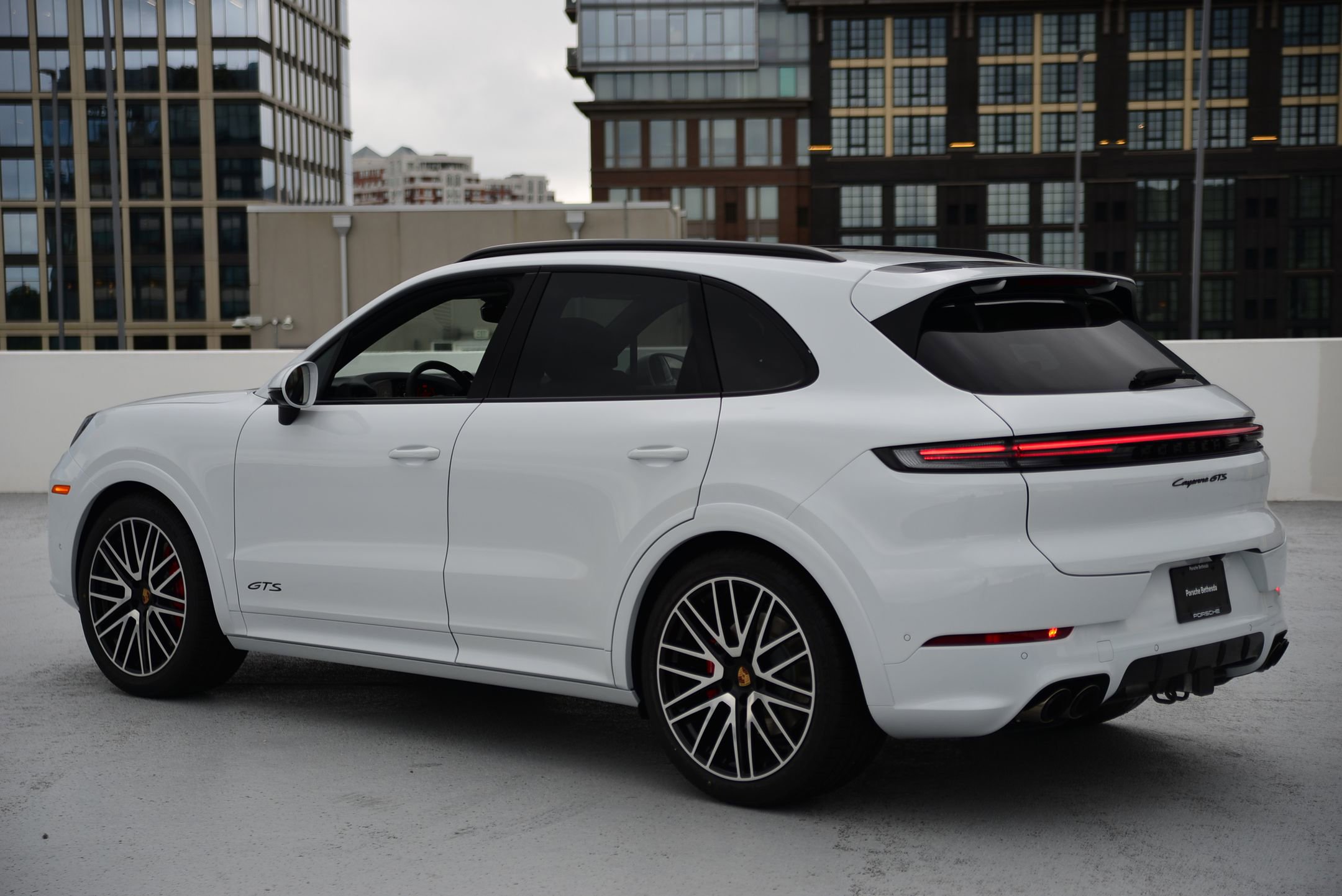 2026 Porsche Cayenne GTS photo 3