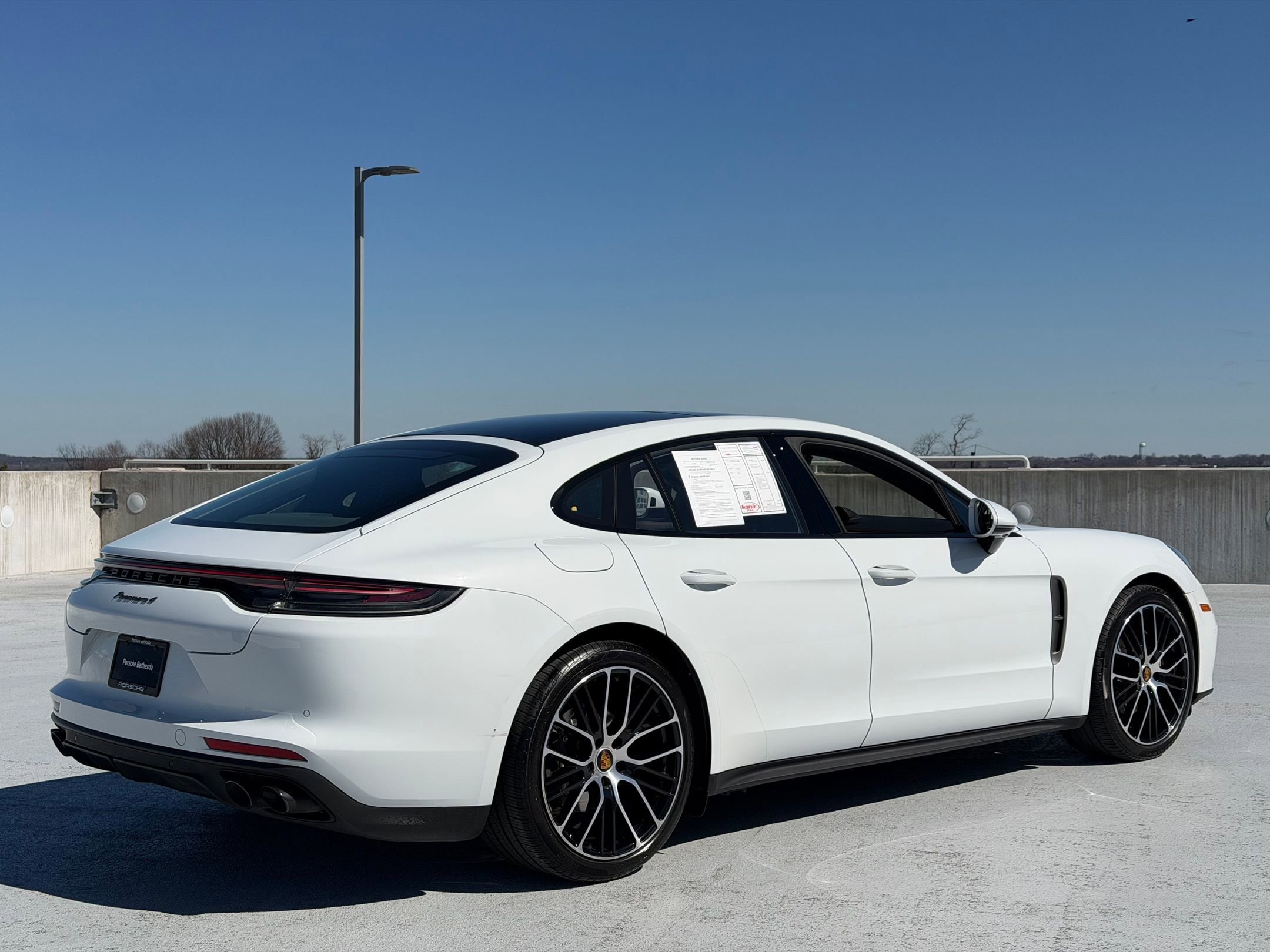 Panamera 4 Platinum Edition Hatchback
