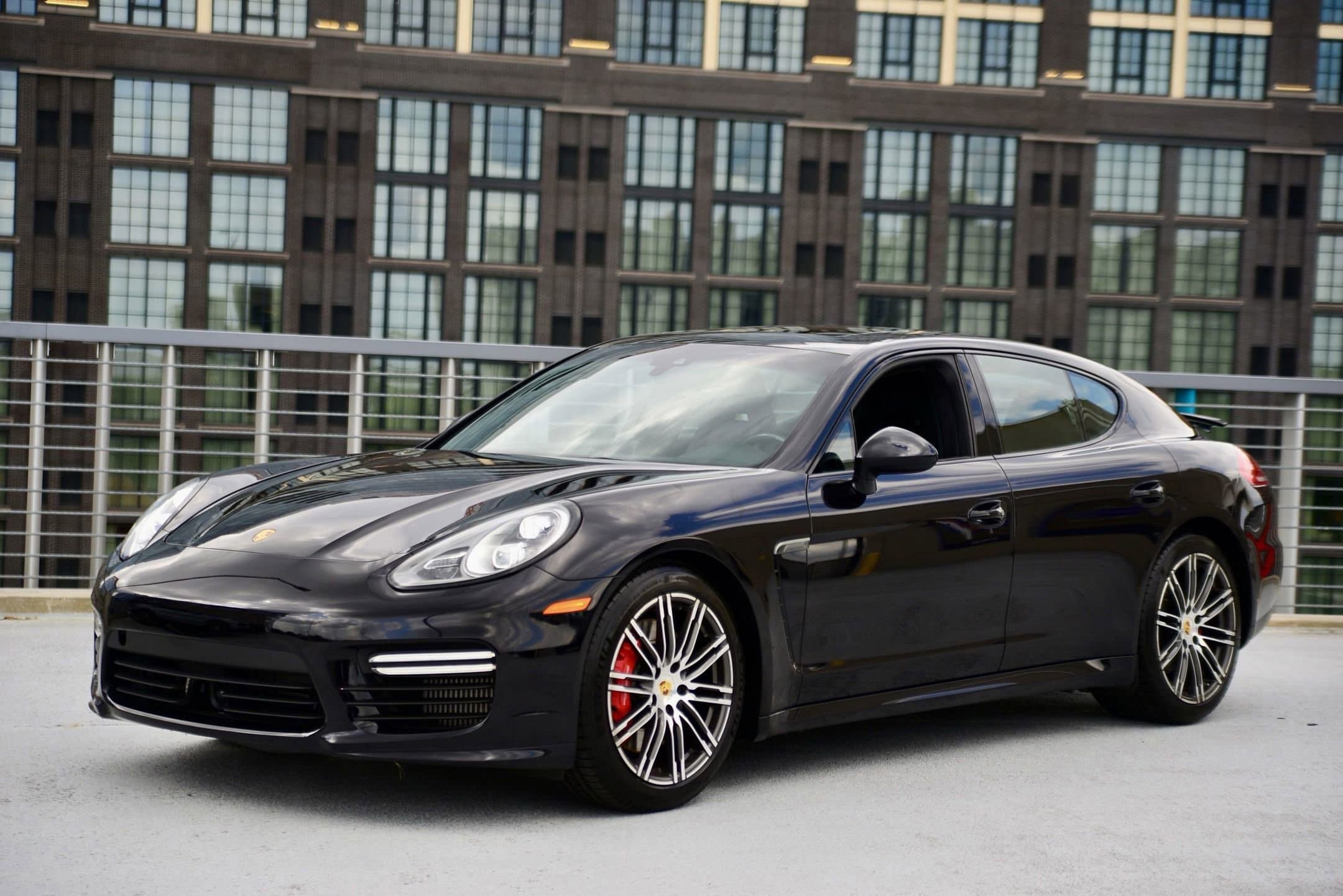 2016 Porsche Panamera Sport Turismo 