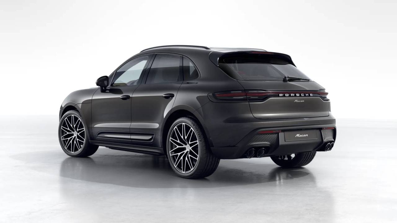 2026 Porsche Macan T photo 3