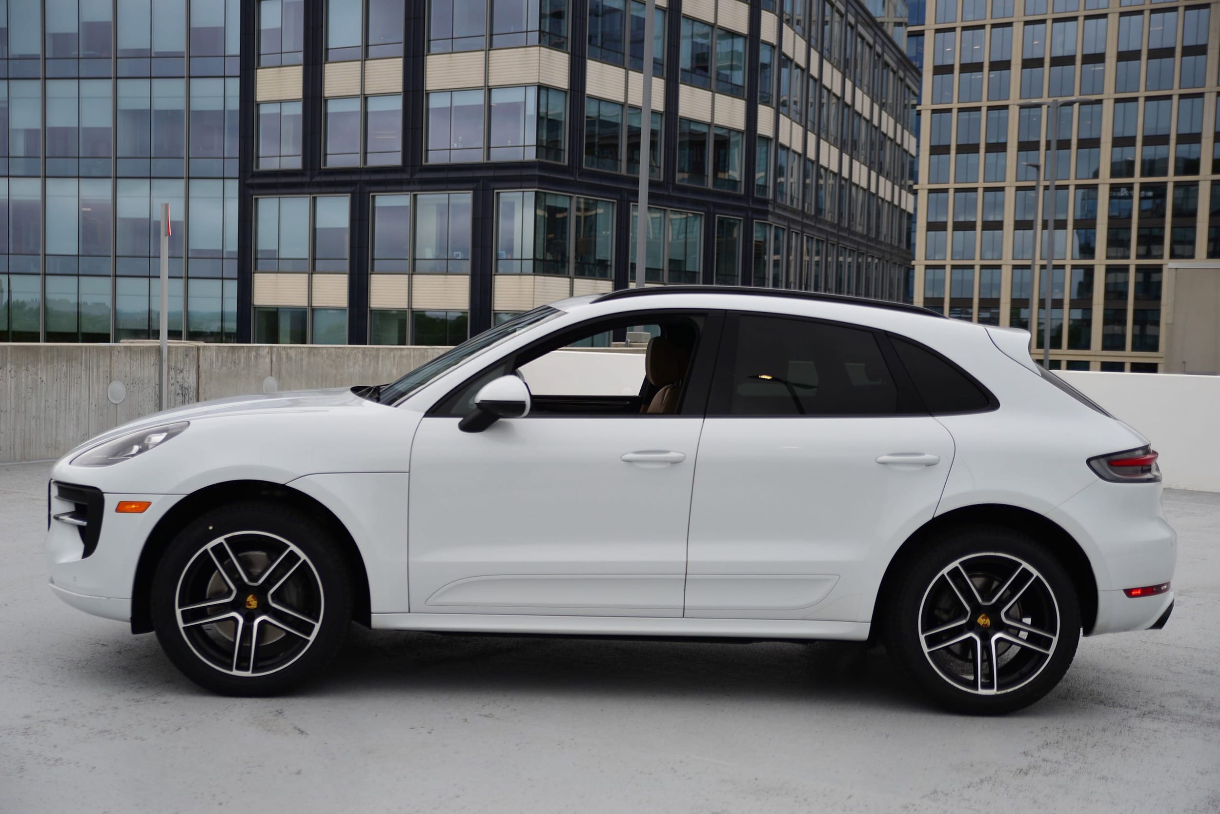 Certified 2021 Porsche Macan S with VIN WP1AB2A50MLB37608 for sale in North Bethesda, MD