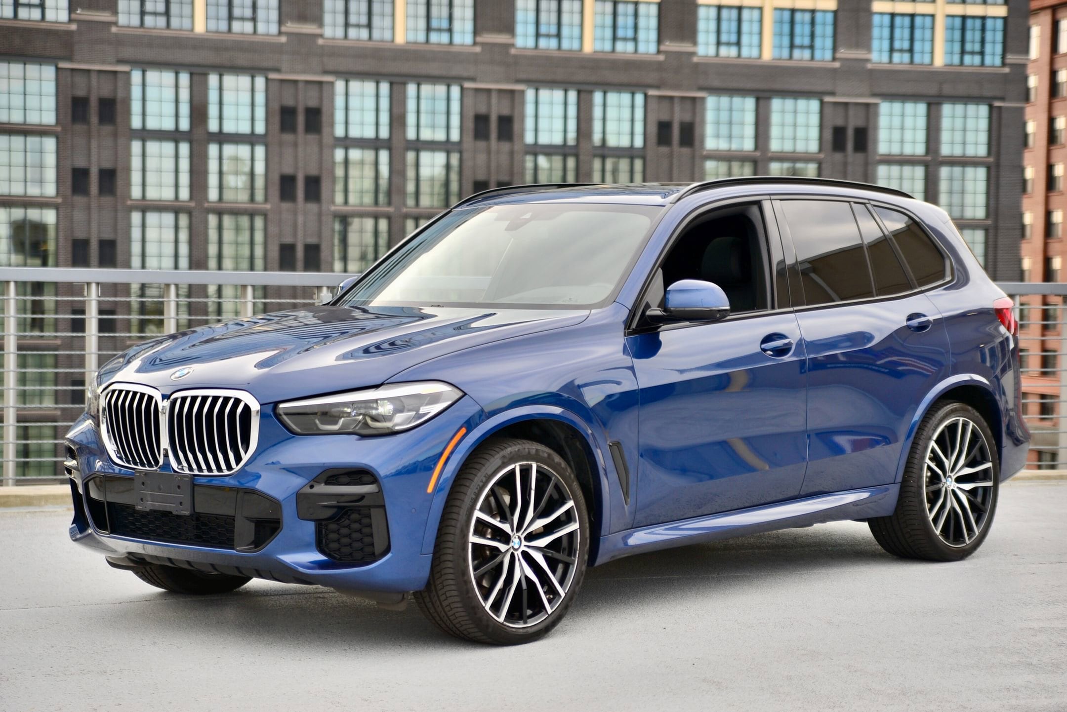 2022 BMW X5 40i's photo