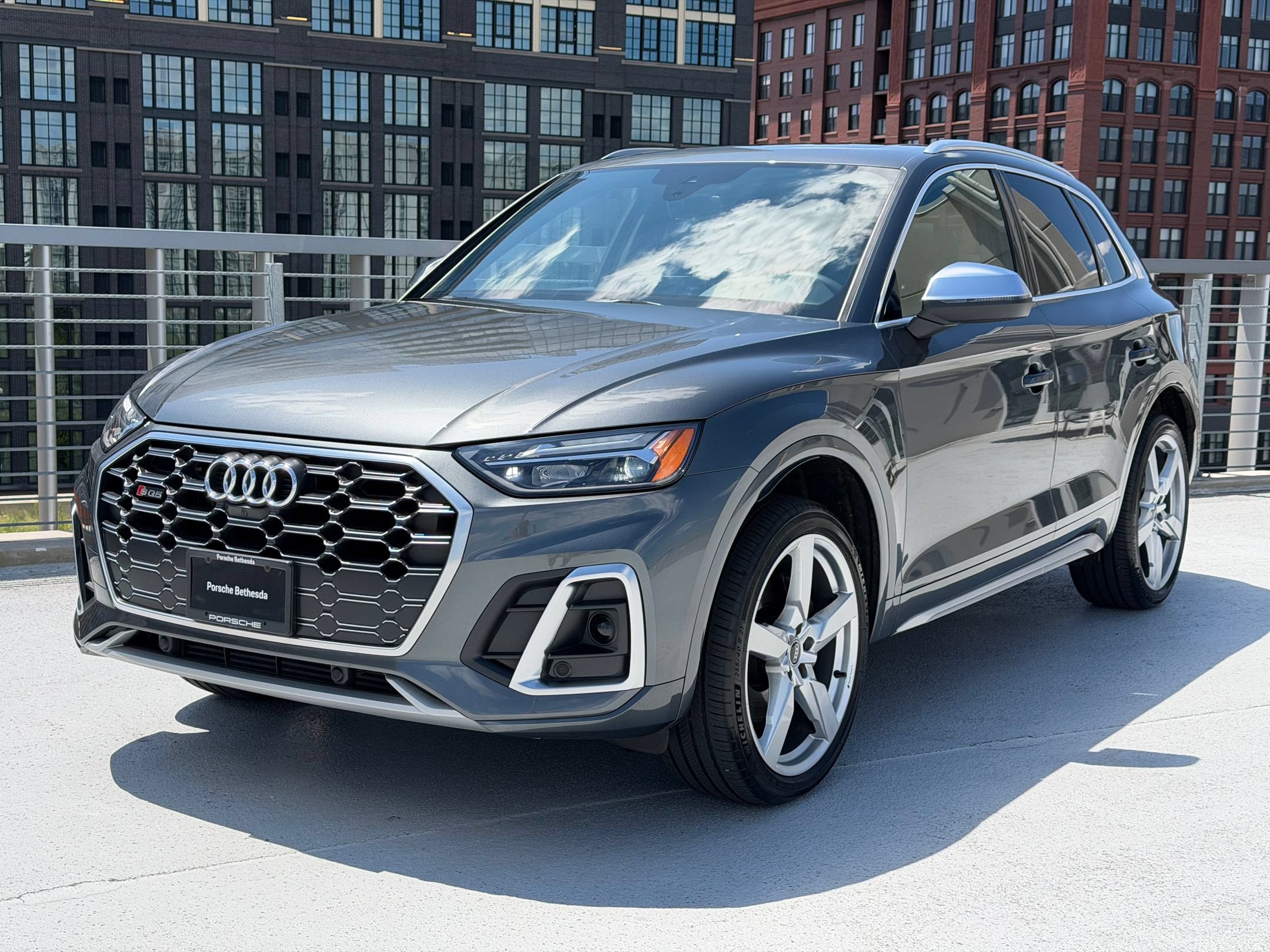 SQ5 Premium Plus SUV
