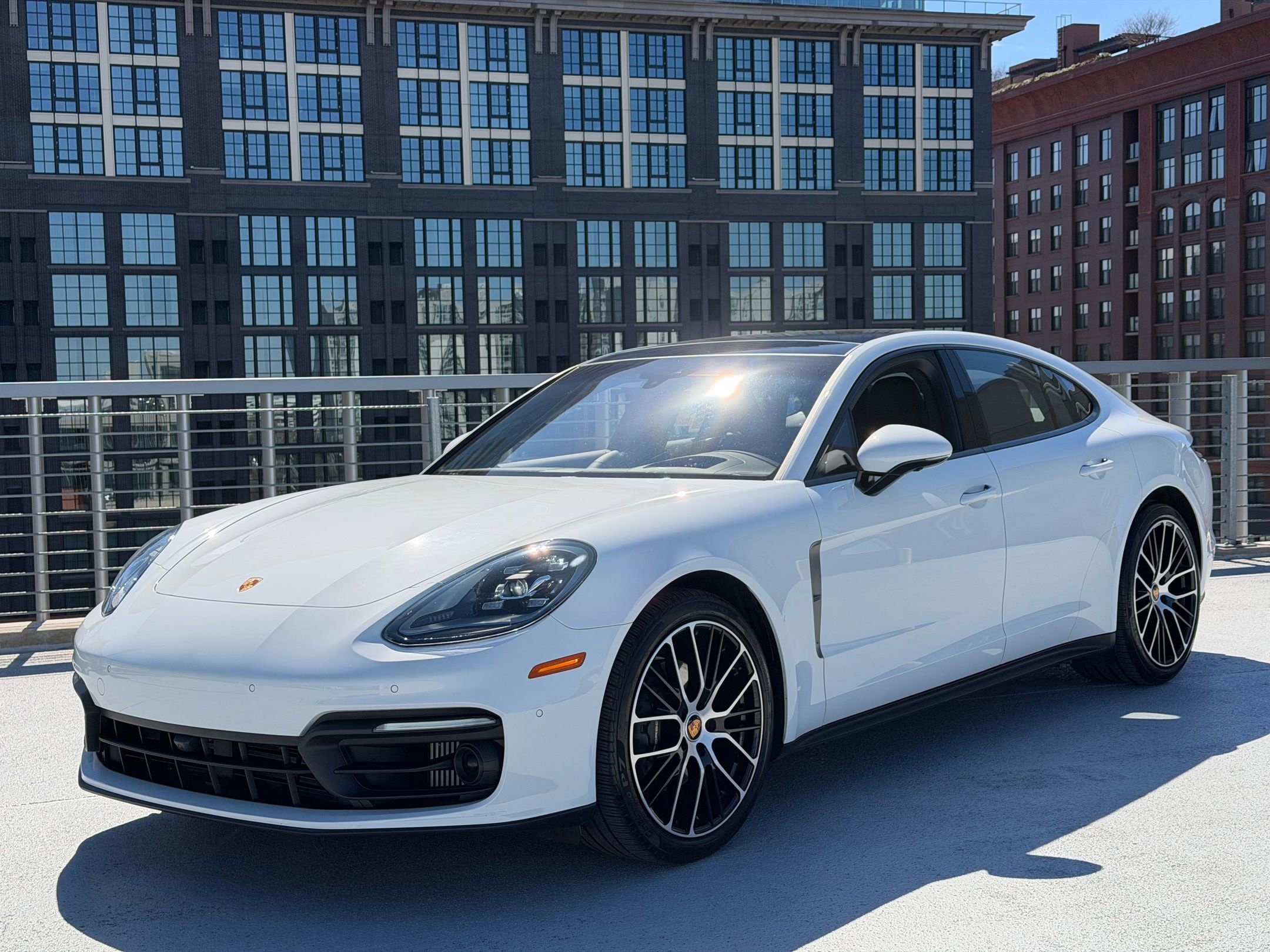 2023 Porsche Panamera 4 Platinum Edition's photo