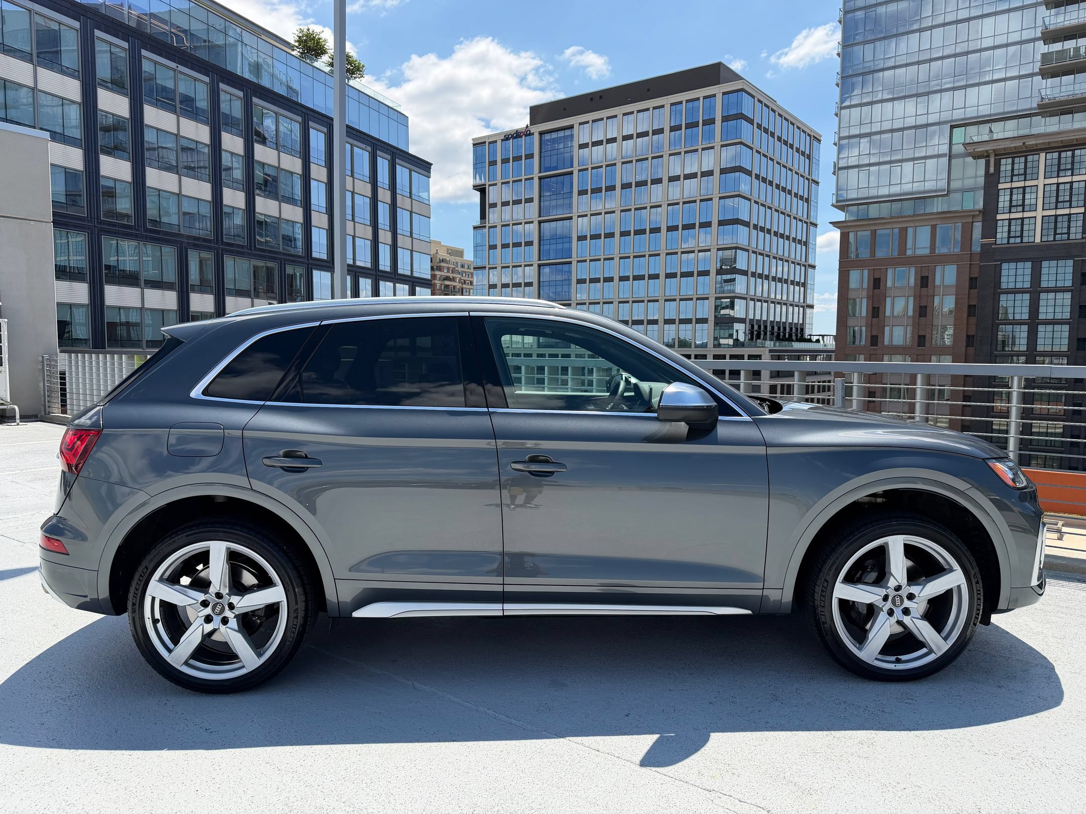 SQ5 Premium Plus SUV