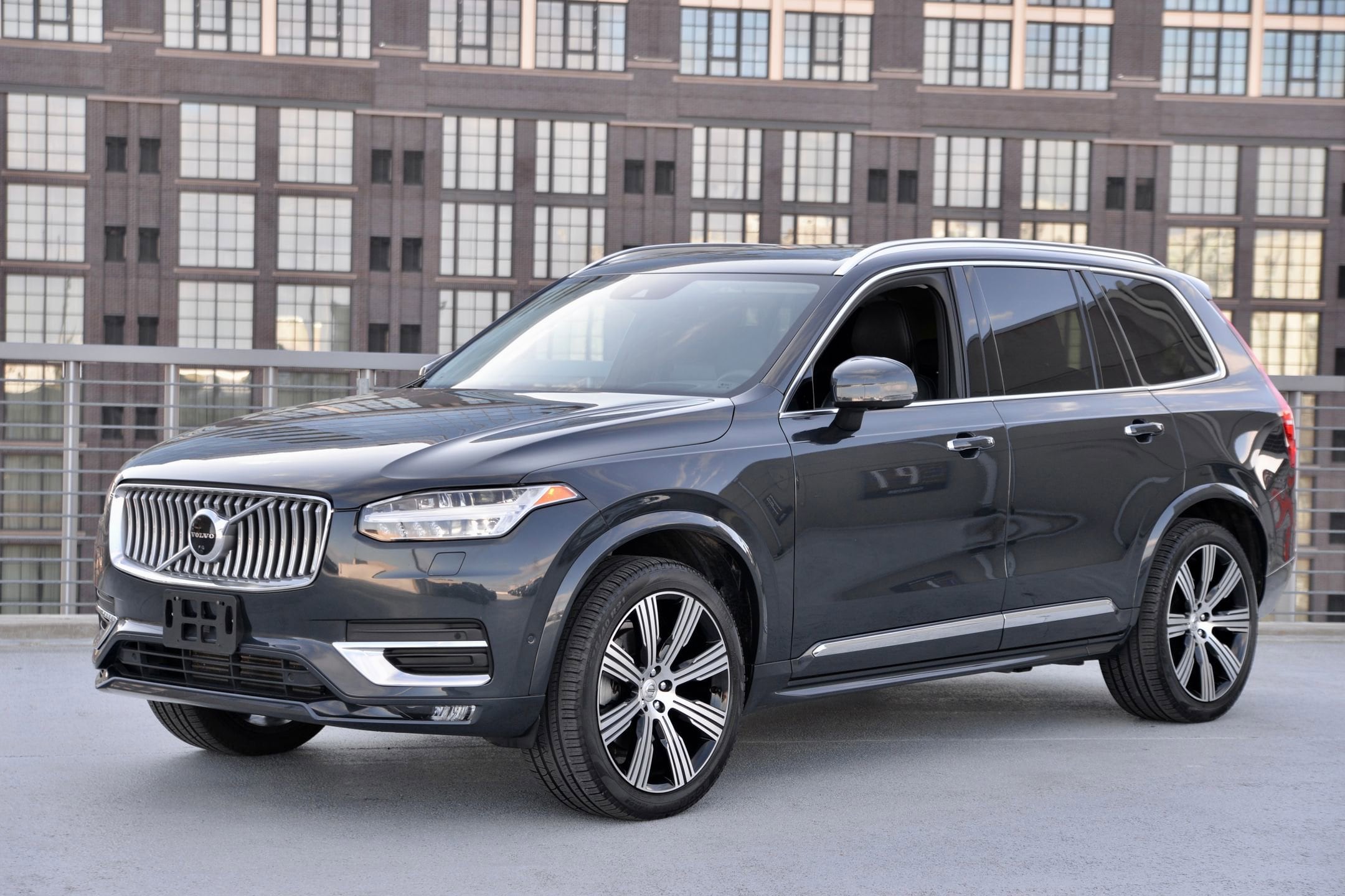 2021 Volvo XC90 Inscription's photo