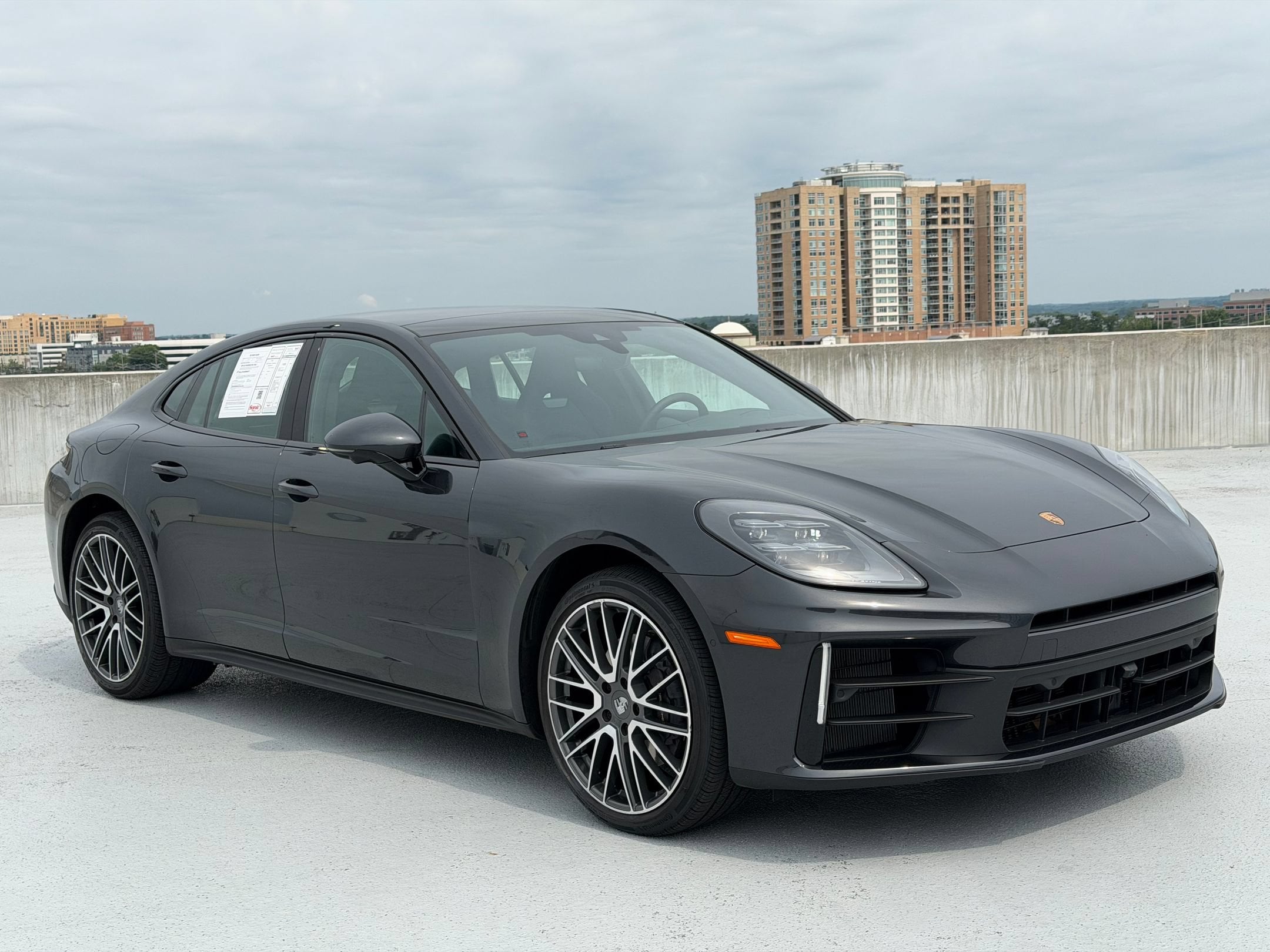 Panamera Panamera () Hatchback