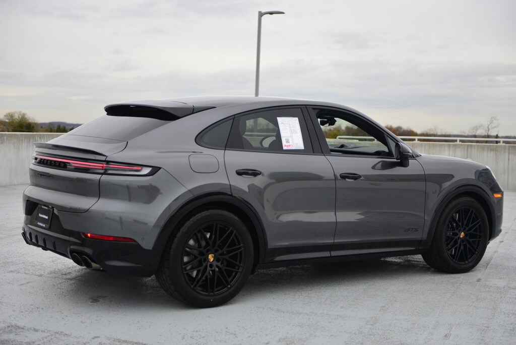 New 2025 Porsche Cayenne Coupe in North Bethesda MD Stock SDA43896