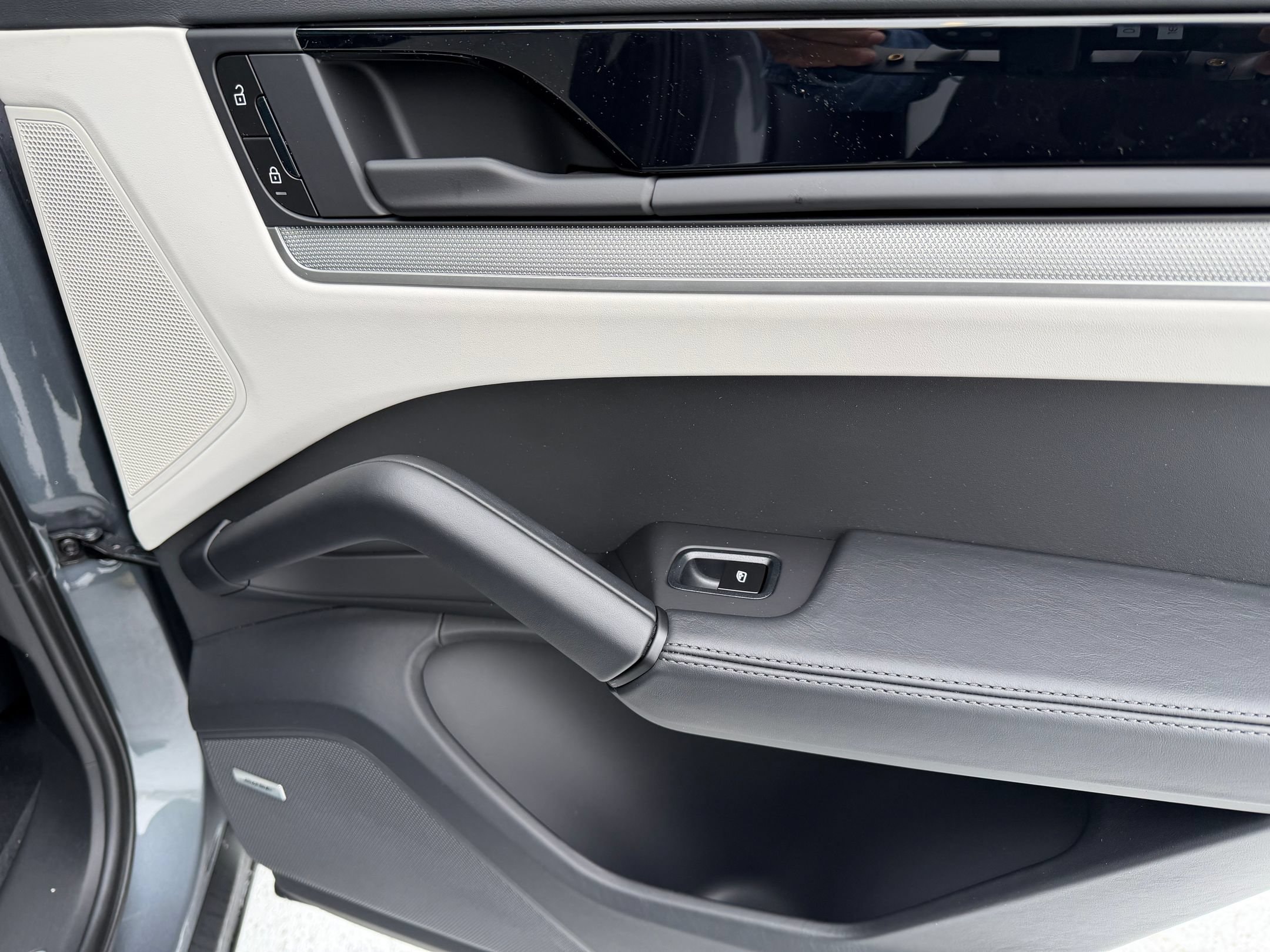 2026 Porsche Cayenne Base - Photo 20