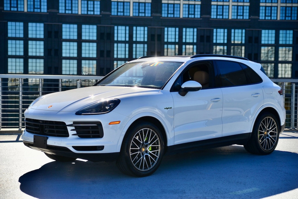 Certified 2023 Porsche Cayenne E-Hybrid Platinum Edition E-Hybrid SUV