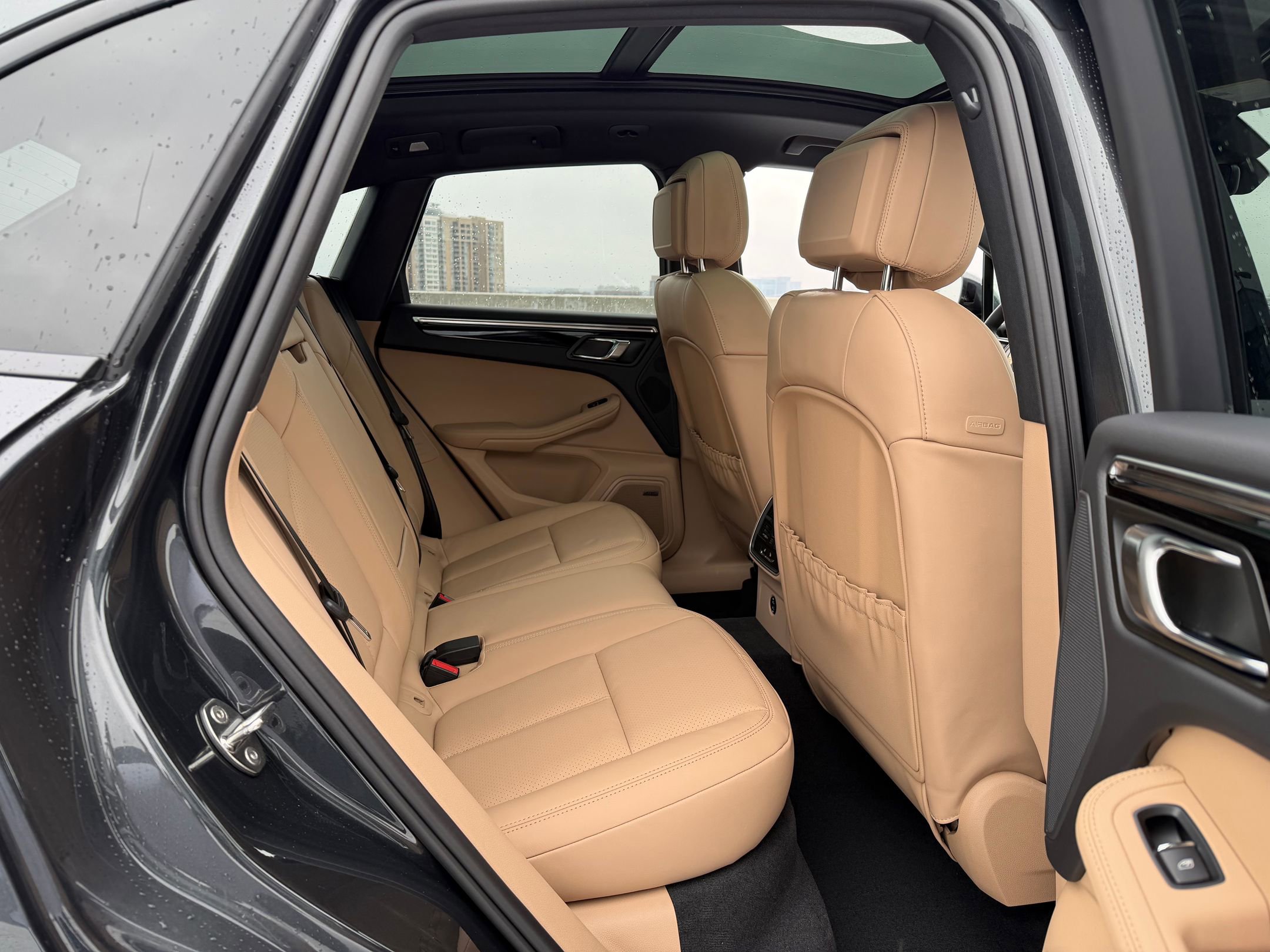 2026 Porsche Macan T - Photo 19