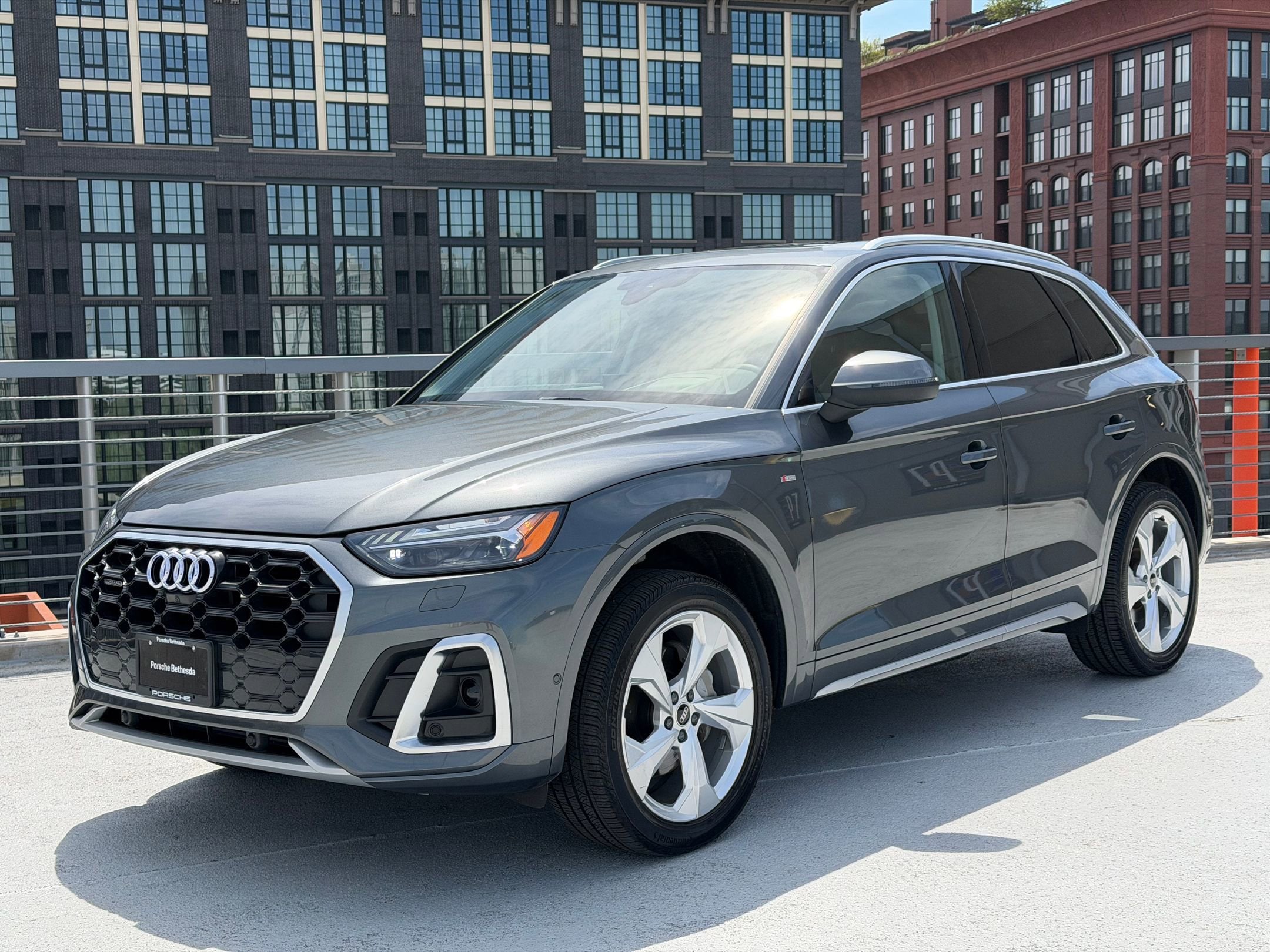 2023 Audi Q5 45 Prestige's photo